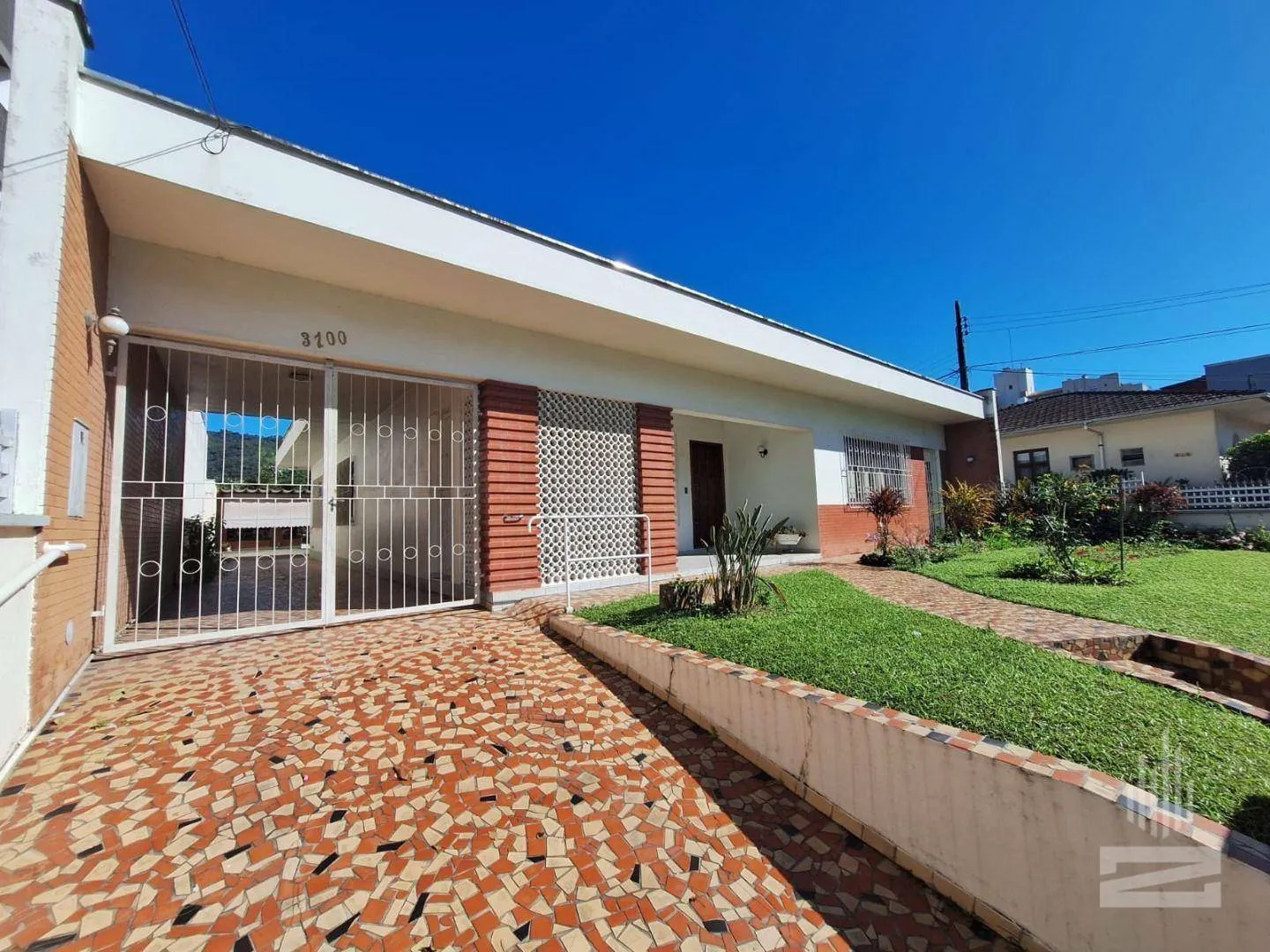 Amplo Terreno à Venda com 1170m em Excelente Localização no bairro Garcia em Blumenau - foto 1