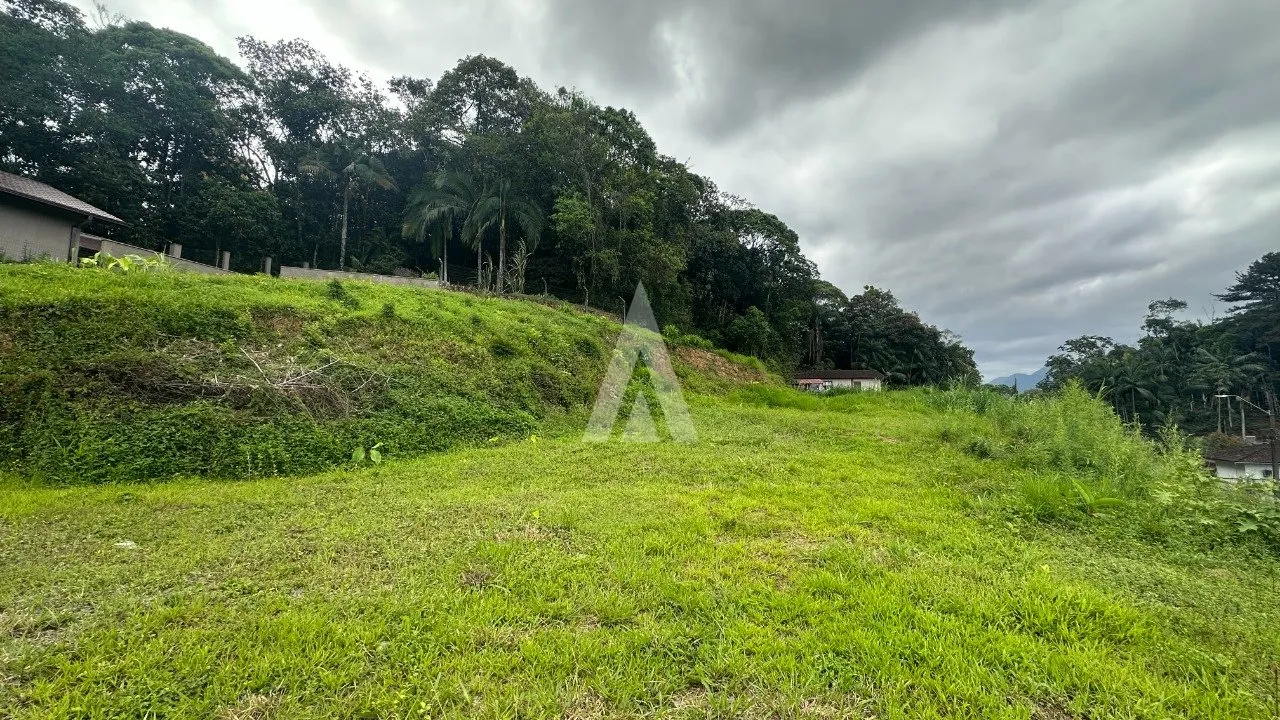 Terreno à venda no bairro Glória em Joinville, por R$ 1.990.000.00. — foto 4