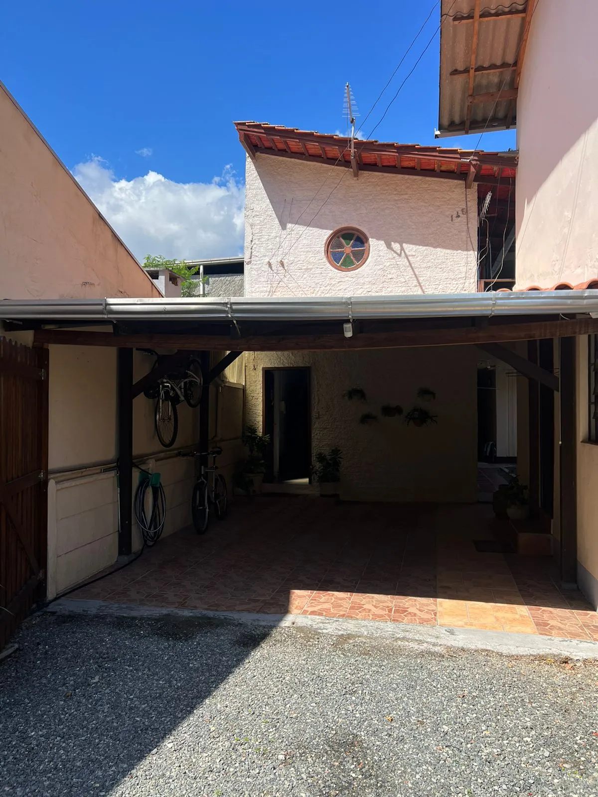 Suíte Semi mobiliada. — foto 3