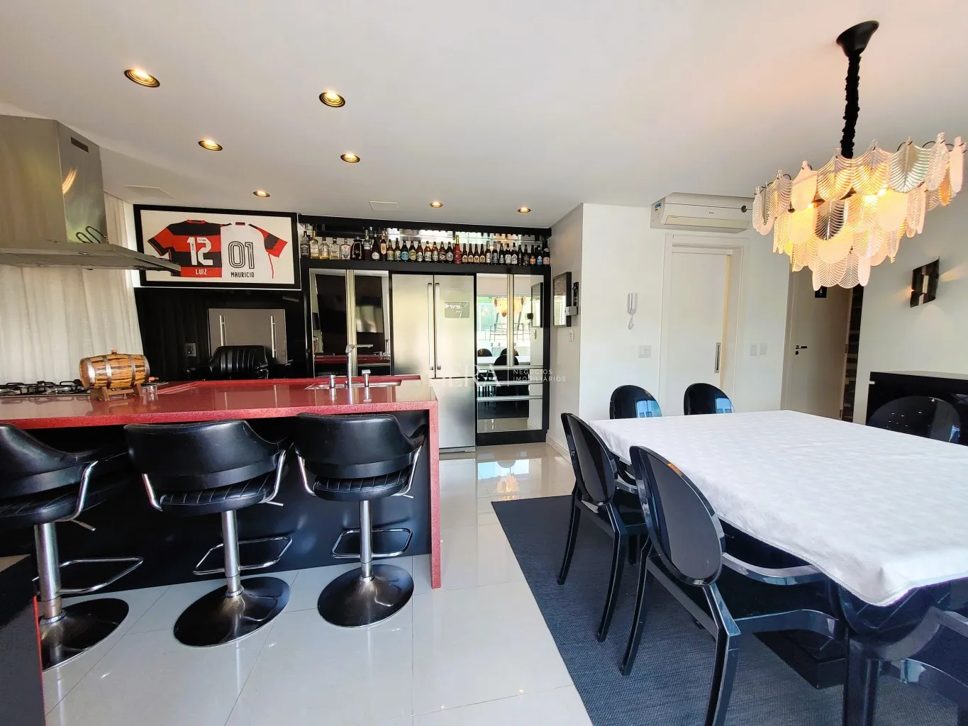 Cobertura duplex mobiliada e finamente decorada á venda proximo a Vila Germanica em Blumenau. — foto 4