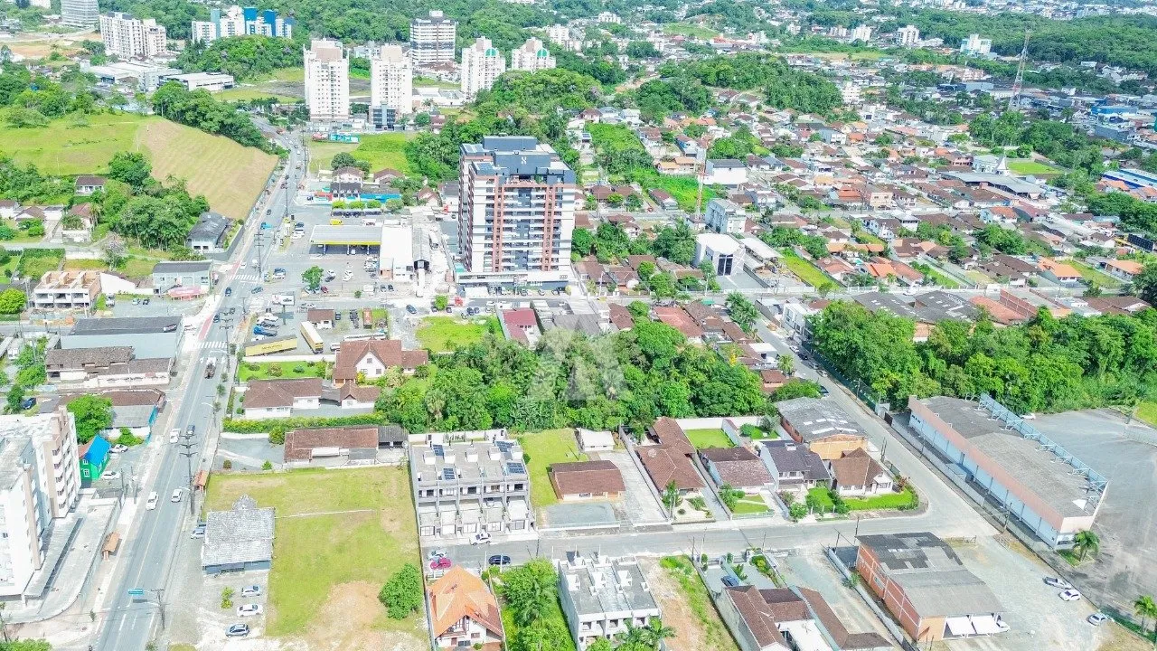 Terreno para prédio à venda no bairro Anita Garibaldi em Joinville, por R$ 9.000.000.00. — foto 6