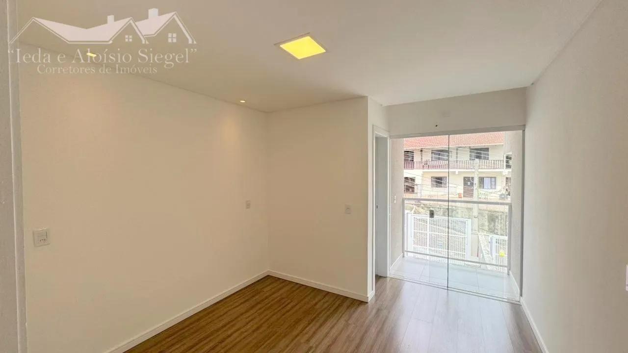 Sobrado triplex c/ 2 Suites e 2 Vagas Bairro Fortaleza- Blumenau/SC Ref. 1385 — foto 2