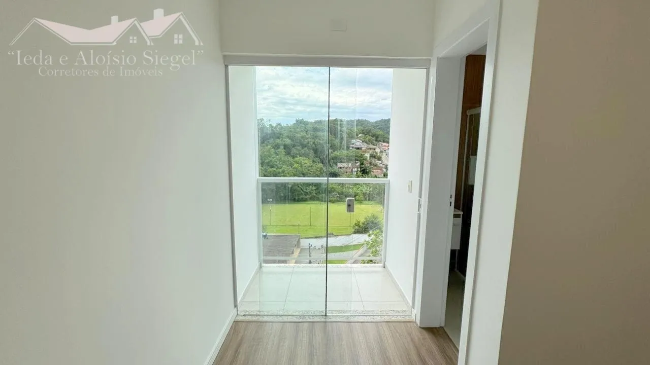 Sobrado triplex c/ 2 Suites e 2 Vagas Bairro Fortaleza- Blumenau/SC Ref. 1385 — foto 7
