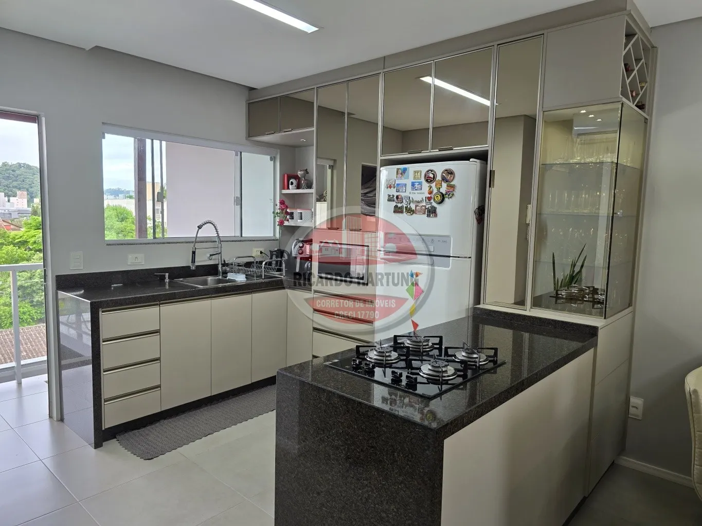 Casa · à venda · 3 quartos · 140m² · Garcia, Blumenau