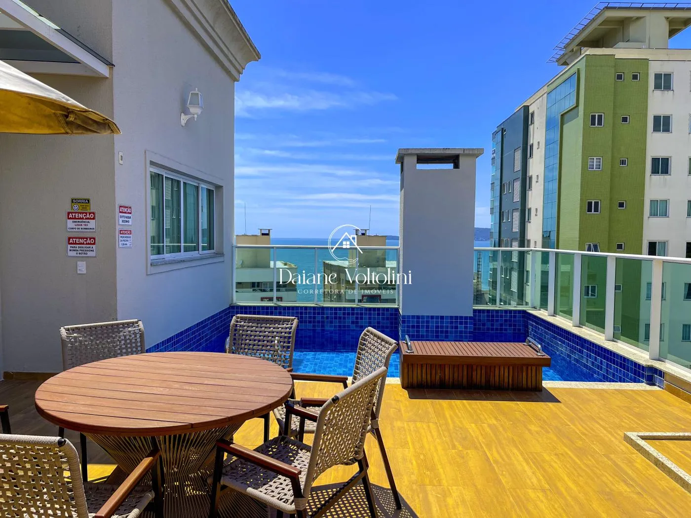 Apartamento para Venda em Itapema, Centro, 3 dormitórios, 3 suítes, 4 banheiros, 2 vagas - foto 1