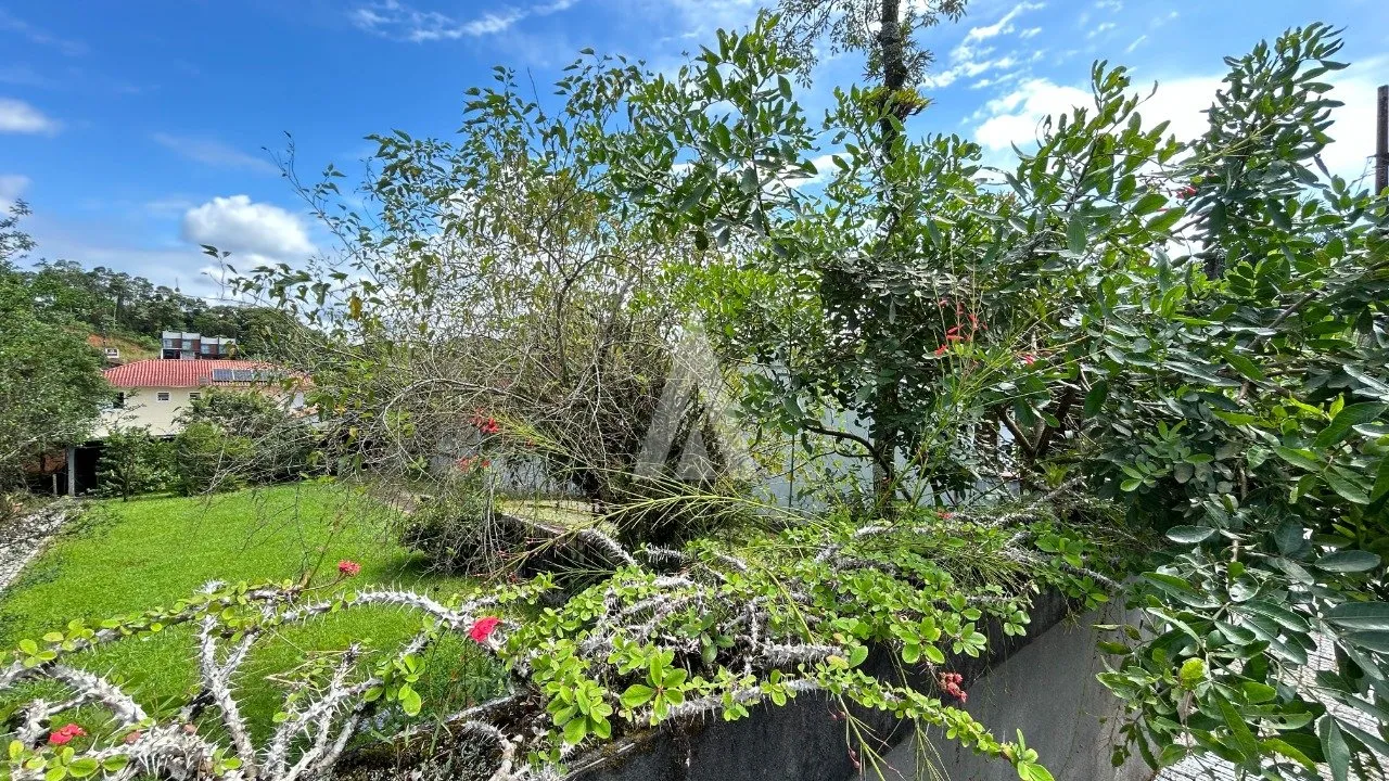 Terreno à venda no bairro Bom Retiro em Joinville, por R$ 690.000,00. — foto 2