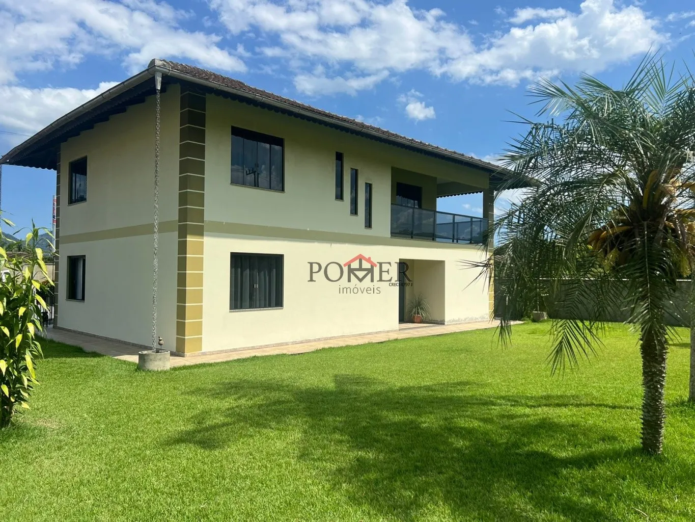 Belissima Casa no Bairro Testo Alto com 414,00m de construção, edificado num terreno com 1.650,60m. - foto 1