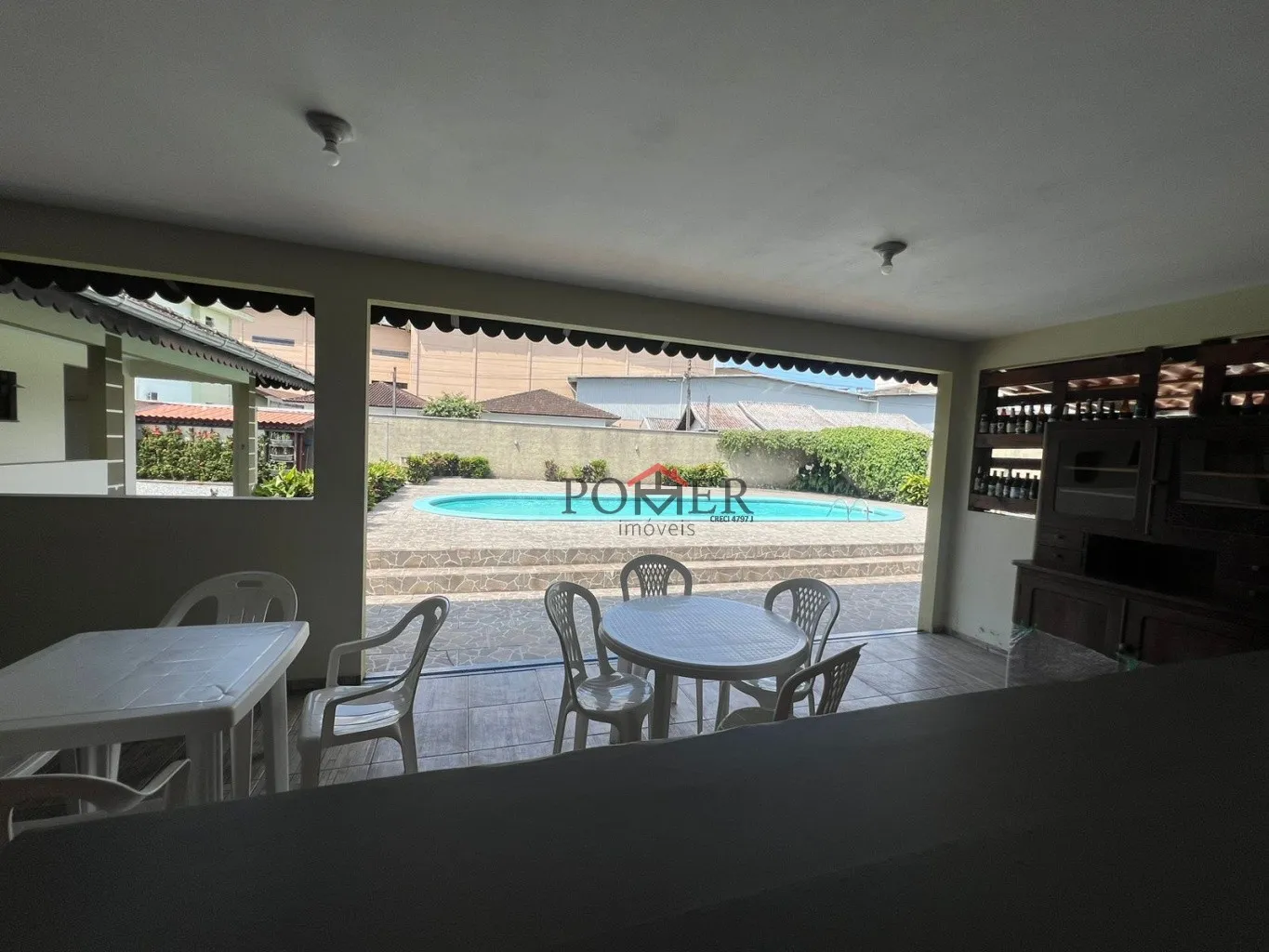 Belissima Casa no Bairro Testo Alto com 414,00m de construção, edificado num terreno com 1.650,60m. — foto 5