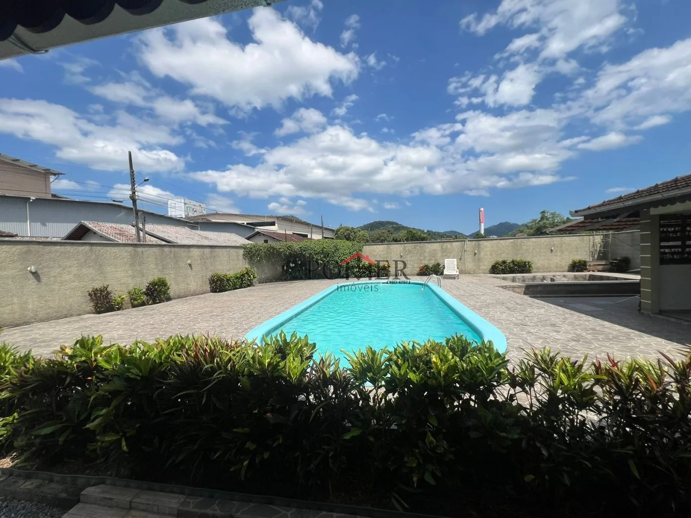 Belissima Casa no Bairro Testo Alto com 414,00m de construção, edificado num terreno com 1.650,60m. — foto 6