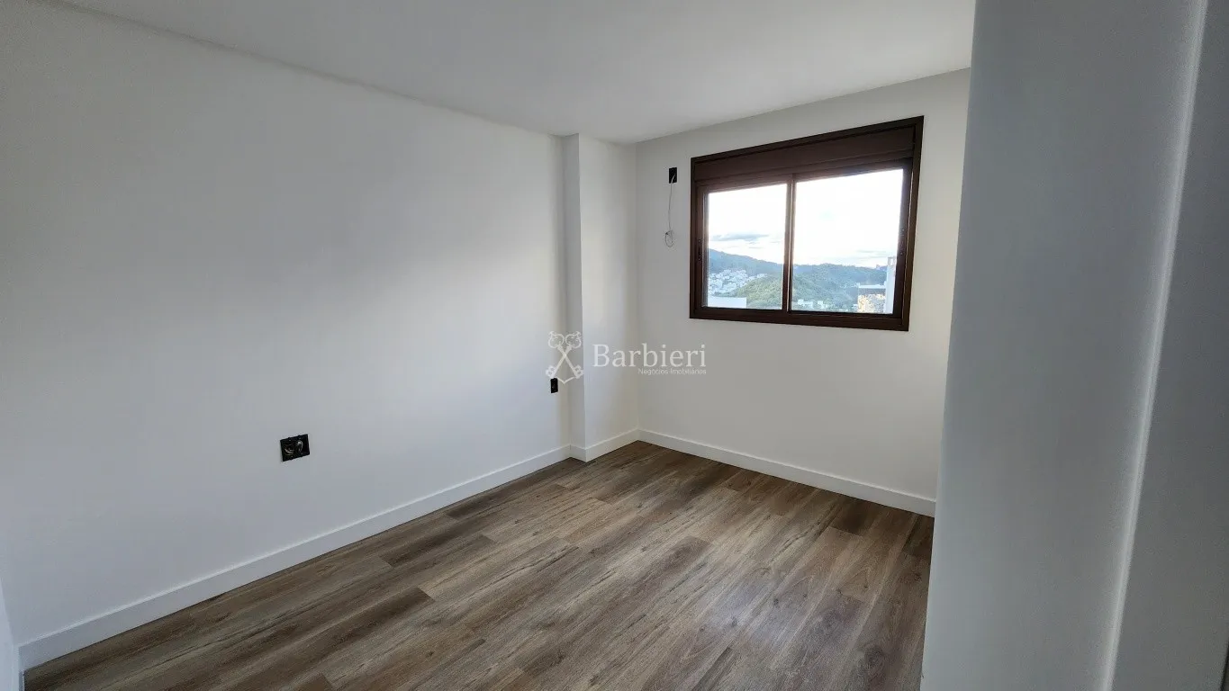 Apartamento com 5 suítes e 4 vagas de garagem no bairro Centro em Balneário Camboriú/SC — foto 4