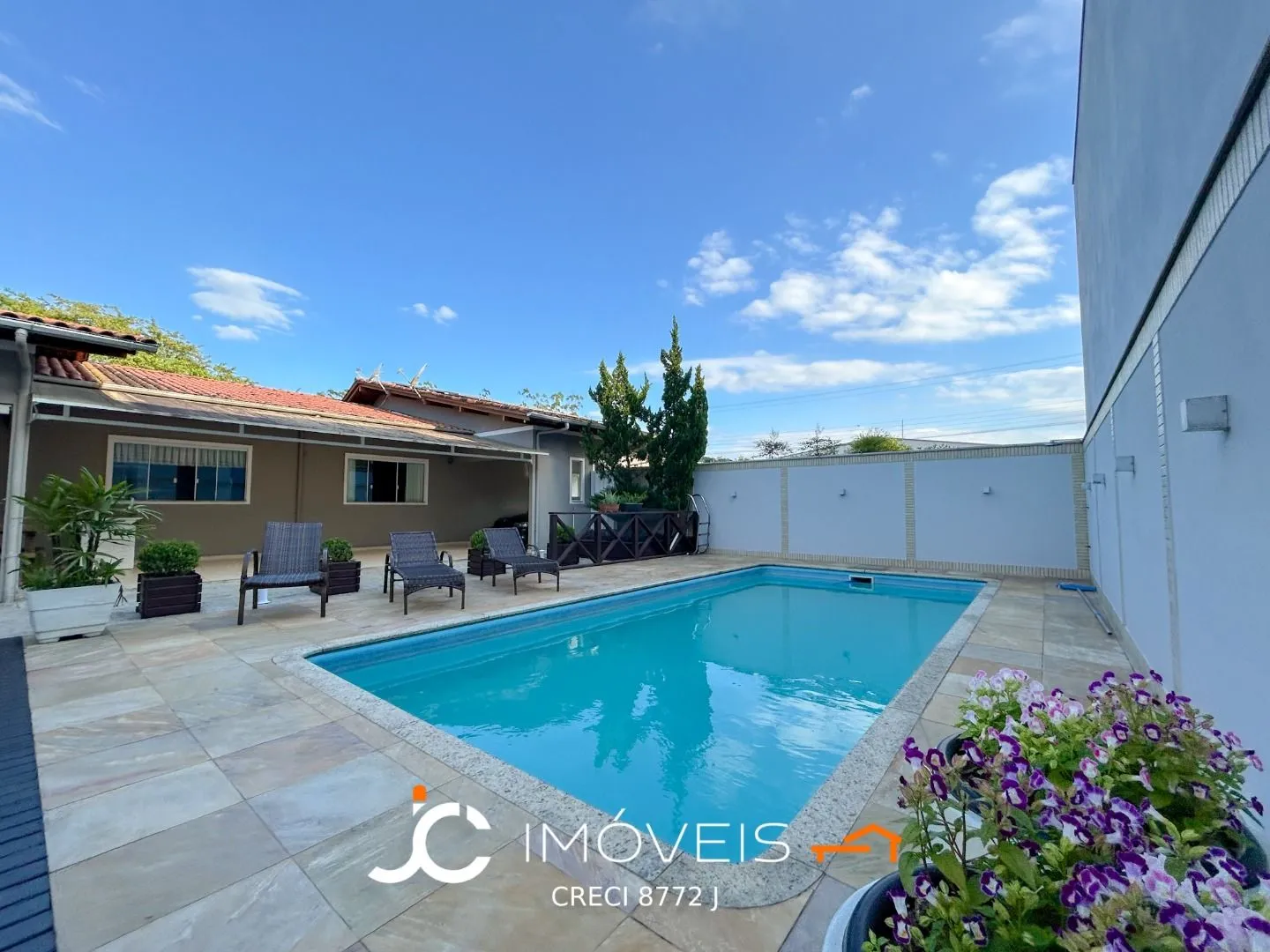 Casa com 4 dormitórios à venda, 280 m por R$ 1.050.000,00 - Belchior Alto - Gaspar/SC - foto 1