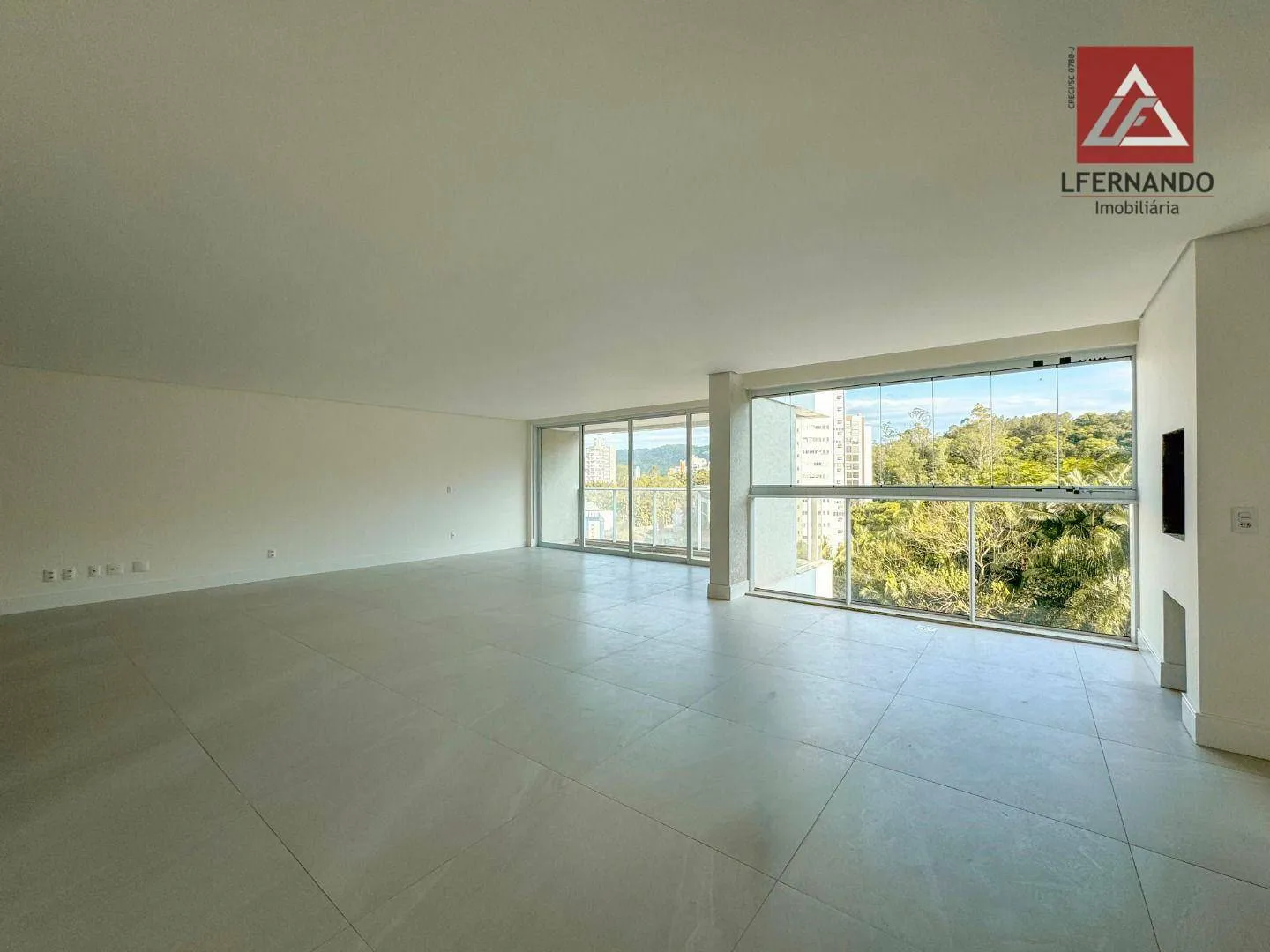 Apartamento com 4 suítes à venda, 245 m por R$ 2.350.000 - Bom Retiro - Blumenau/SC — foto 2