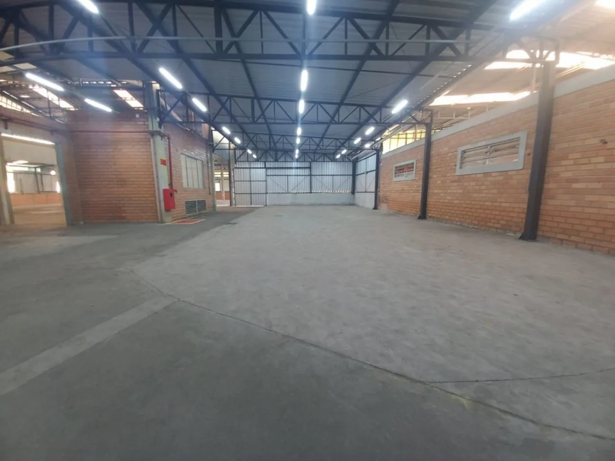 Galpão disponível para locação no bairro Salto Weissbach, Blumenau/SC. — foto 5