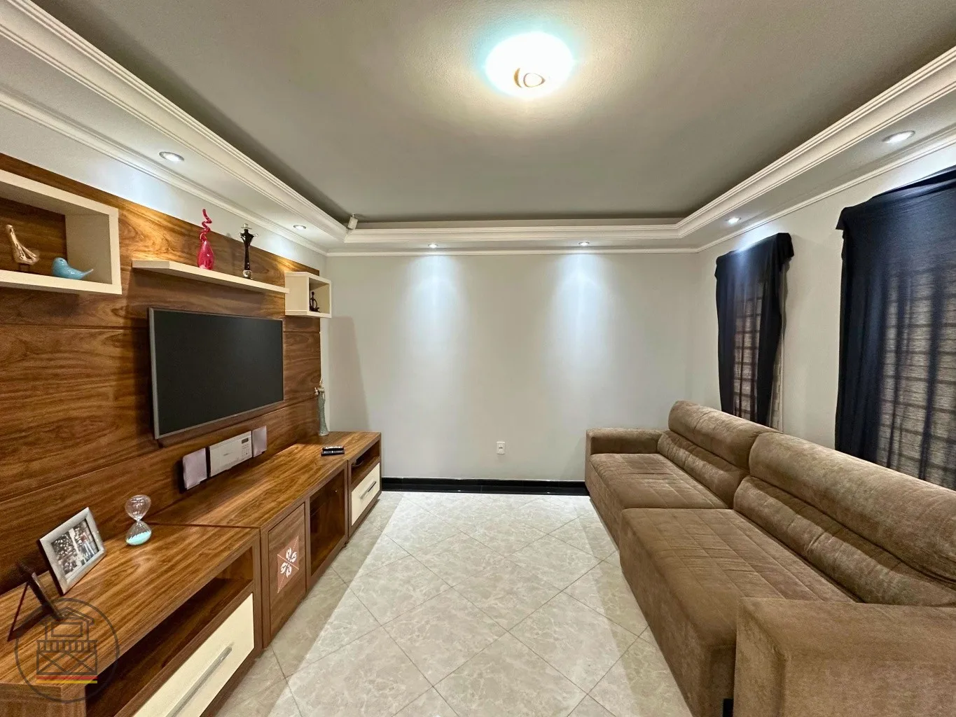 Excelente casa de alto padrão com 2 suites em rua sem saída. — foto 2