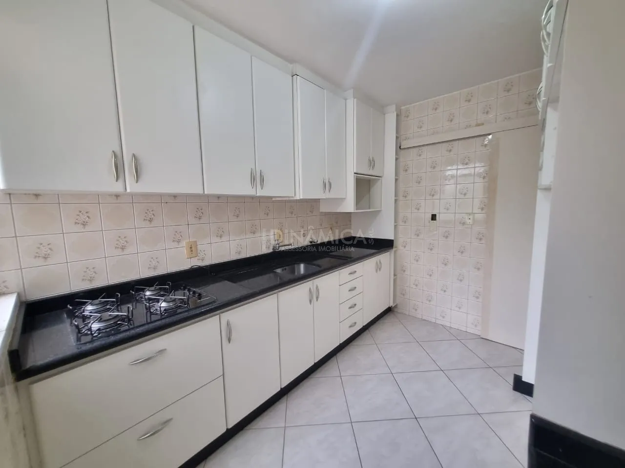 Apartamento semimobiliado à venda no bairro da Velha em Blumenau! - foto 1