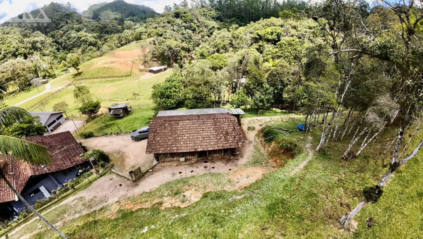 Vende-se Sítio no Gaspar Alto - Ideal para Moradia ou Lazer! — foto 6