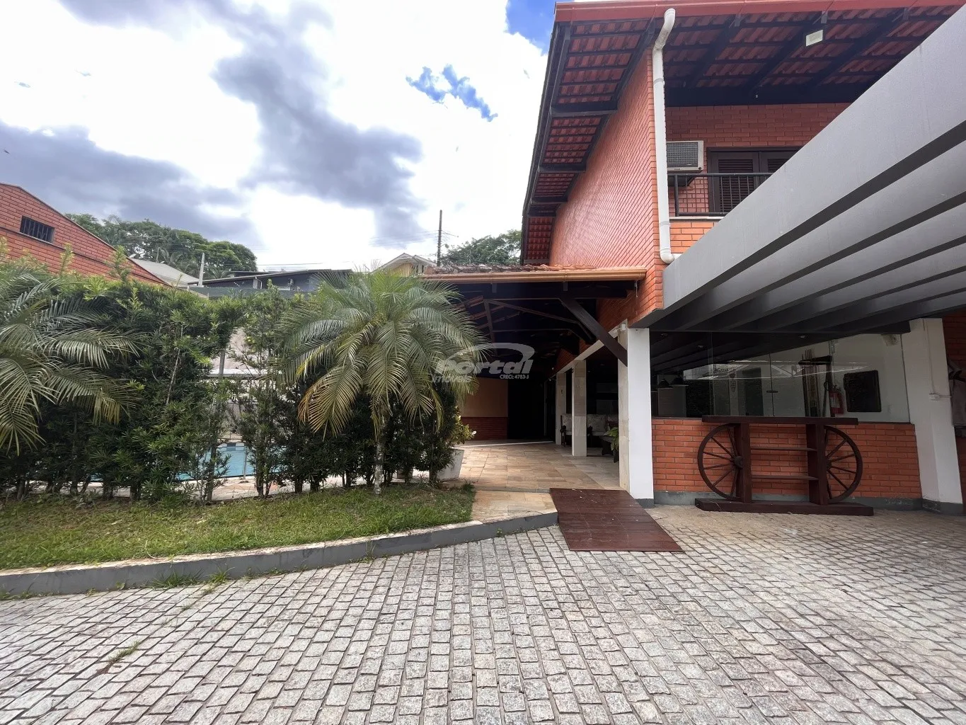 Casa Comercial disponível para locação no Centro de Blumenau - foto 1