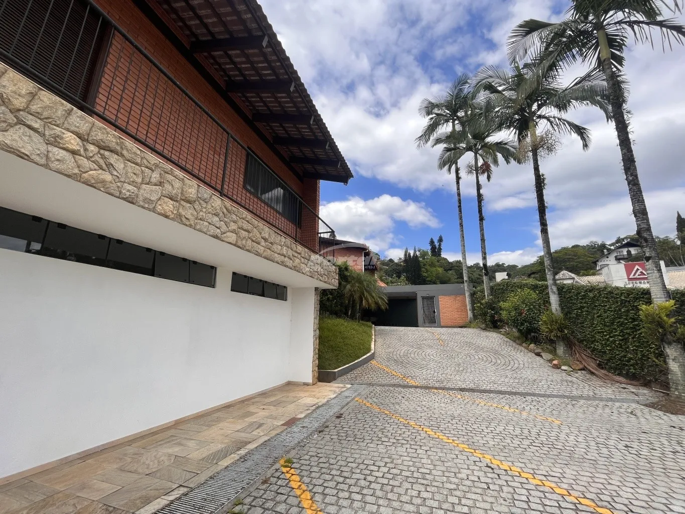 Casa Comercial disponível para locação no Centro de Blumenau — foto 3