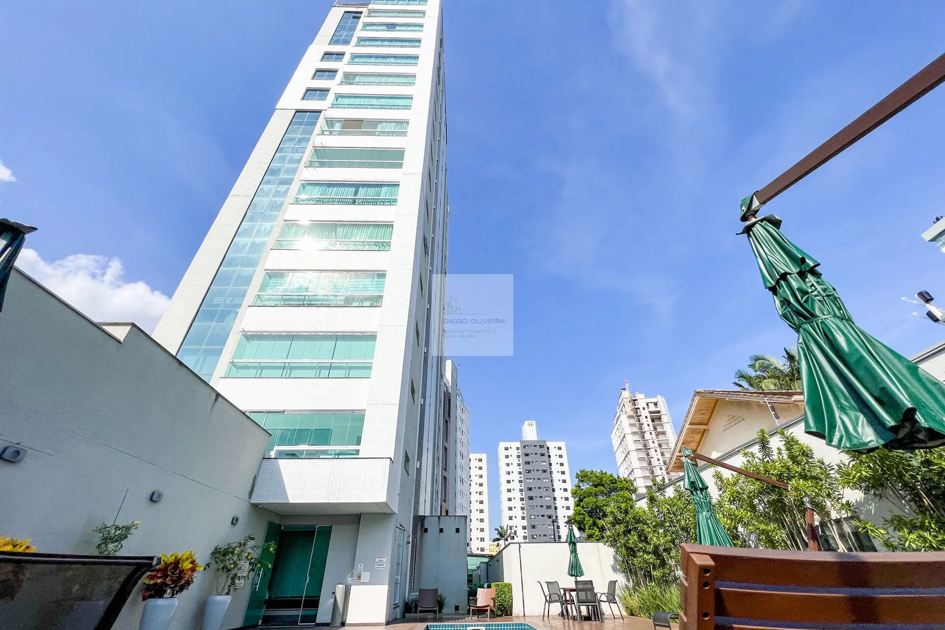 Apartamento com 3 suítes semi mobiliado no bairro da Velha. — foto 6