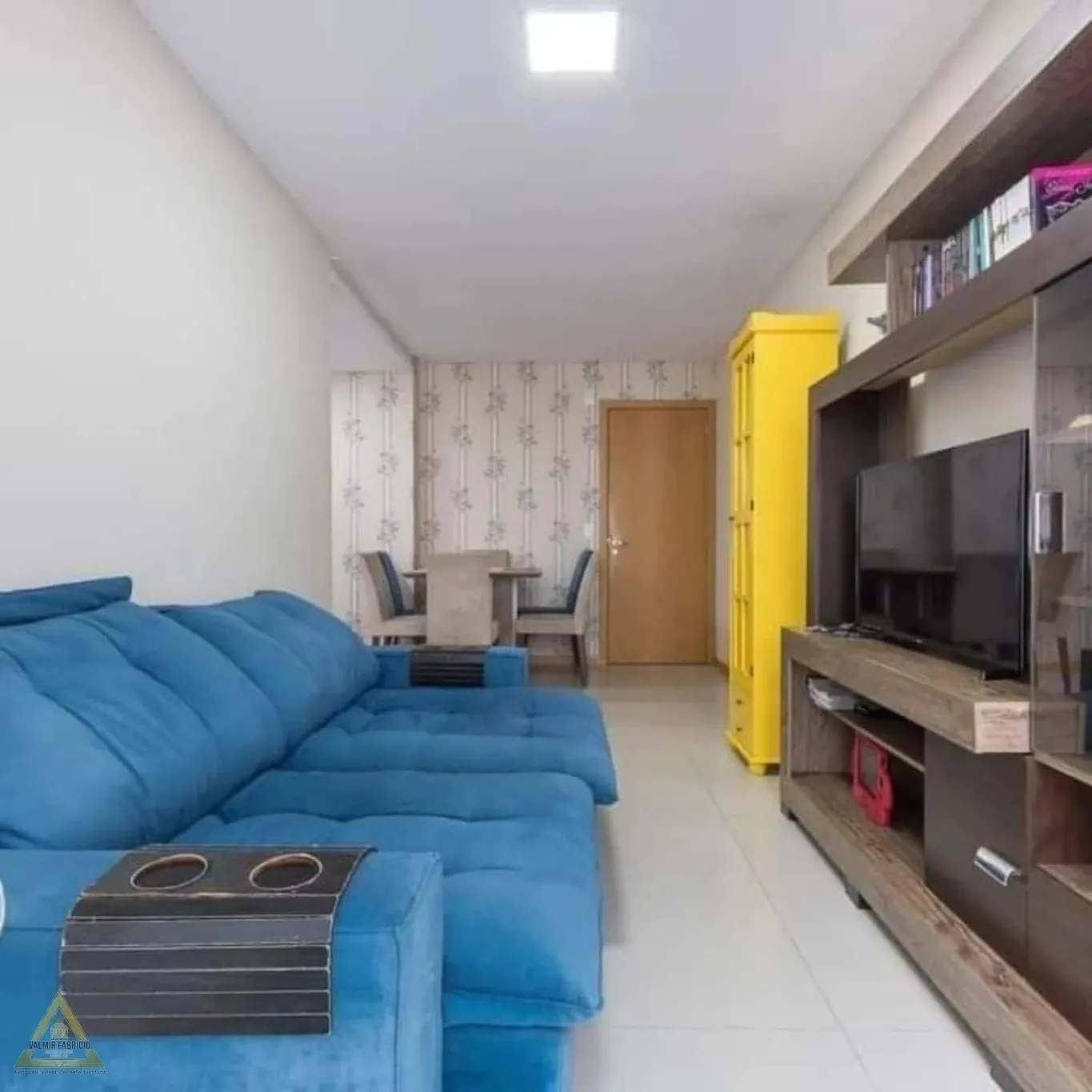 Excelente Apê, espaçoso, vizinhança calma, confortável e acolhedor, bem localizado para você morar ou gerar renda através de locação. Localizado na Rua Iguape, próximo da Furb, no bairro Itoupava Seca: Essa localização é boa pra você? Lindo apartamento com a l — foto 4