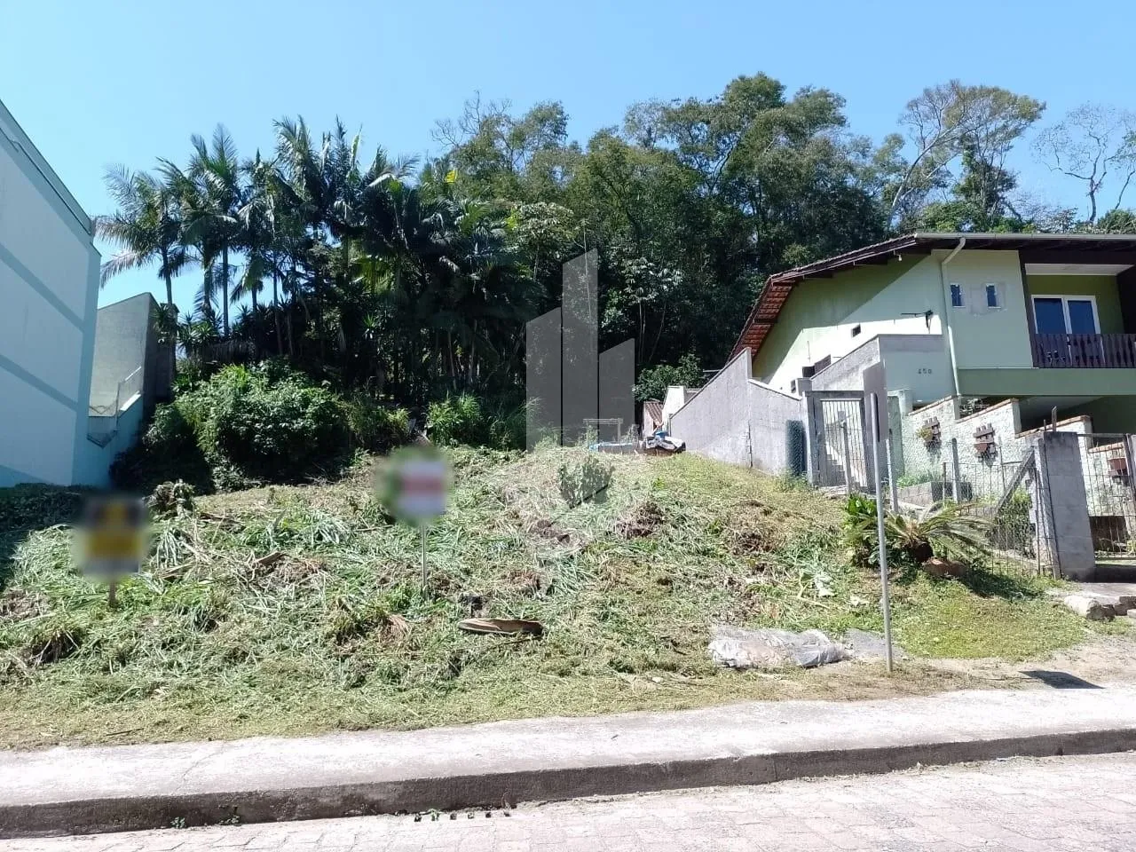 Terreno em ótima localização do bairro Água Verde - ZR2 - foto 1