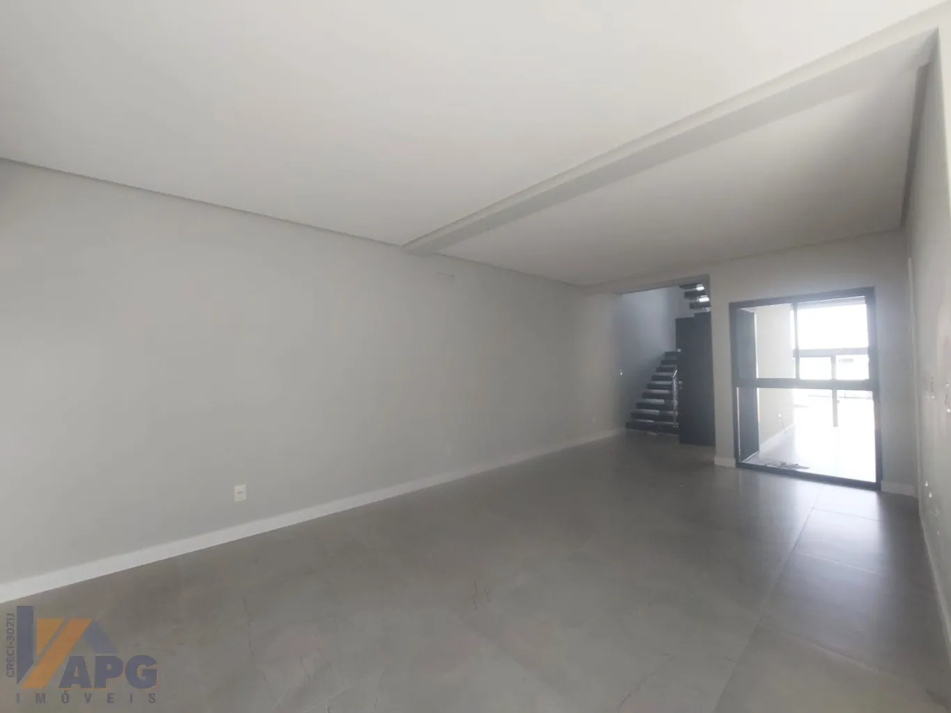 Sobrado com 3 suites em Gaspar — foto 4