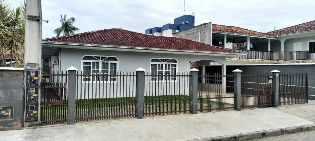 CASA no IRIRIÚ com 3 quartos para VENDA, 244 m - foto 1