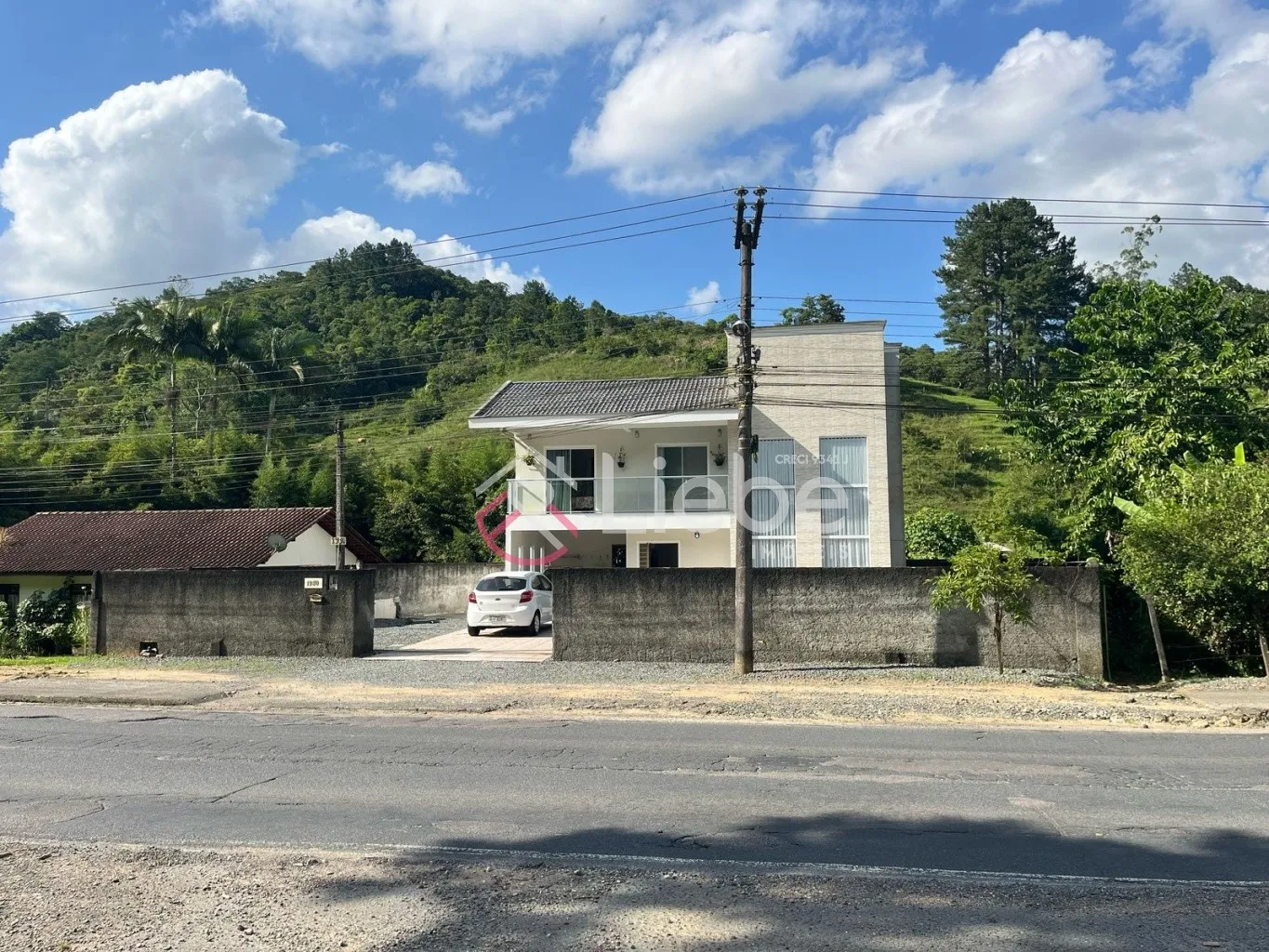 Excelente imóvel no Bairro Pomerode Fundos na cidade de Pomerode com 156,94m de área construída num terreno com 1.551,25m. — foto 4