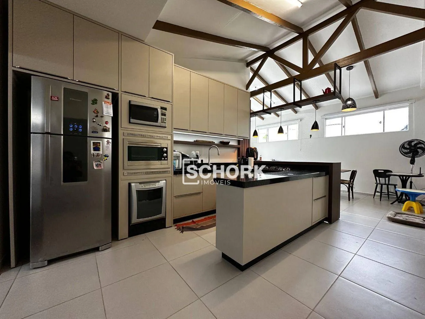 Casa com 3 dormitórios à venda, 222 m por R$ 1.090.000 - Água Verde - Blumenau/SC — foto 2