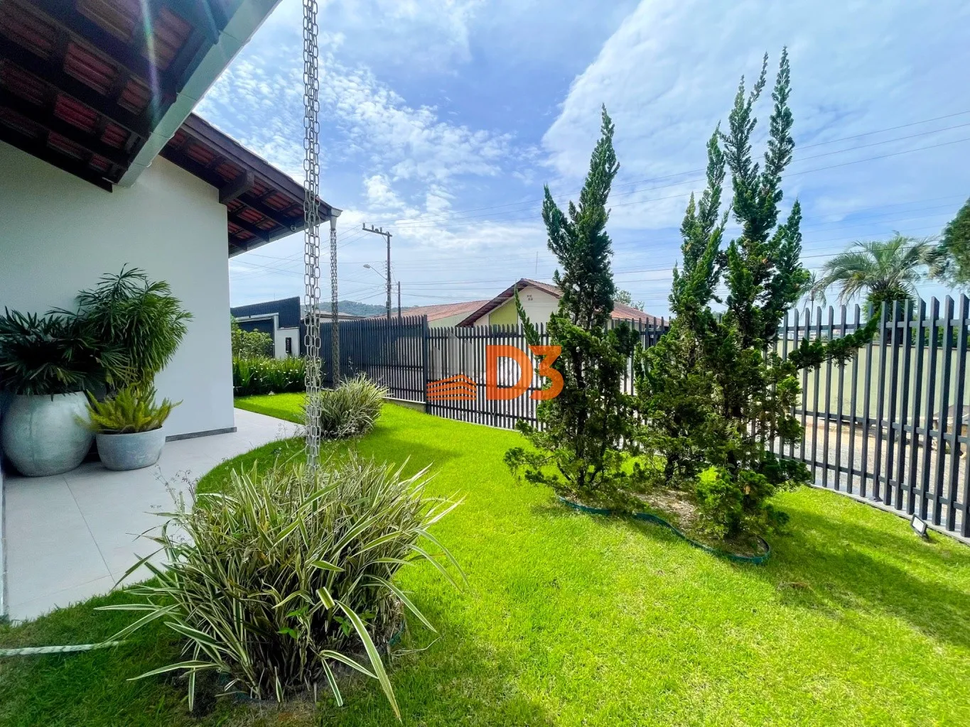 Linda Casa de Alto Padrão no início do Garcia — foto 2