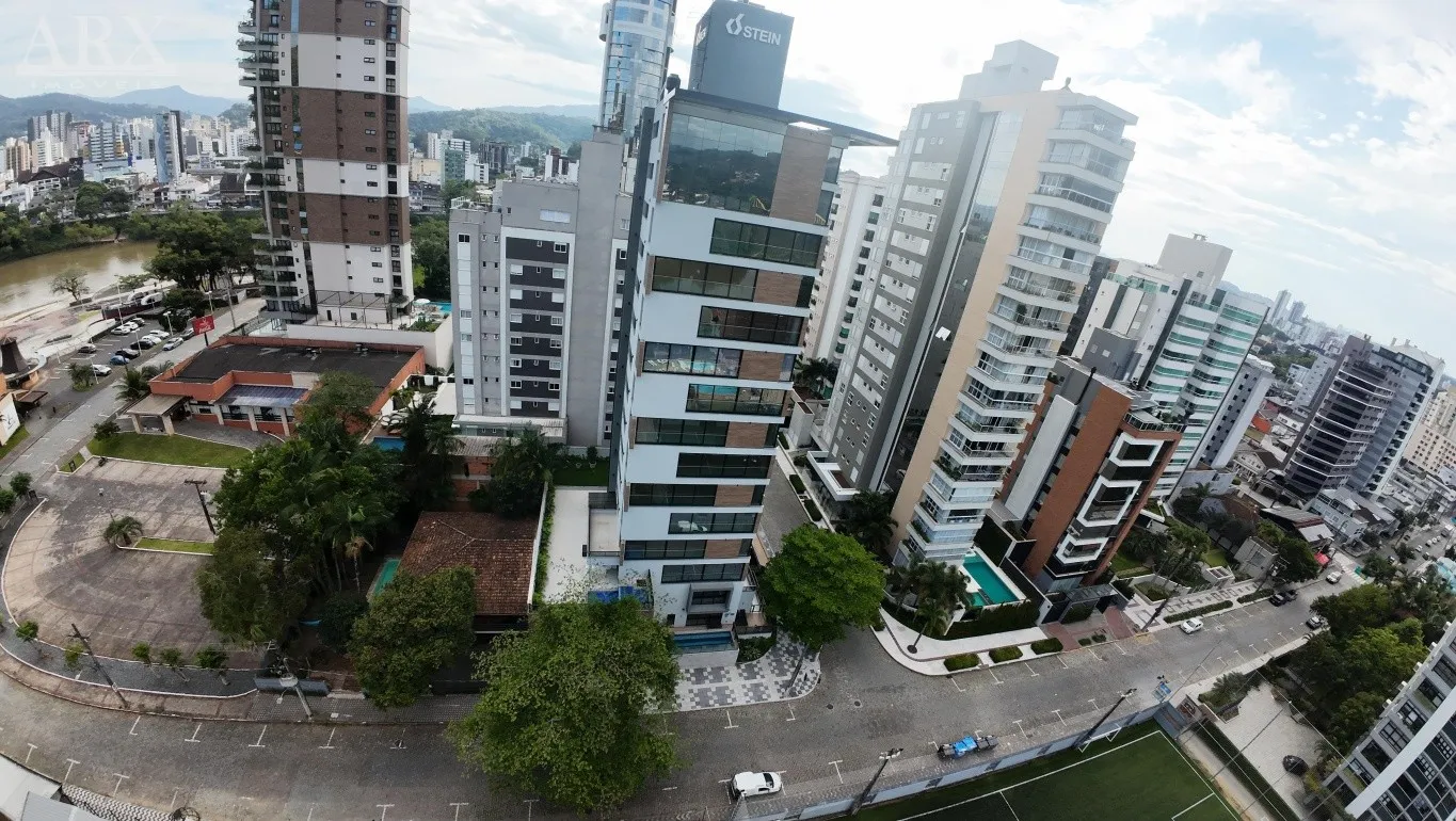 Apartamento novo, alto padrão, localizado na Ponta Aguda - foto 1