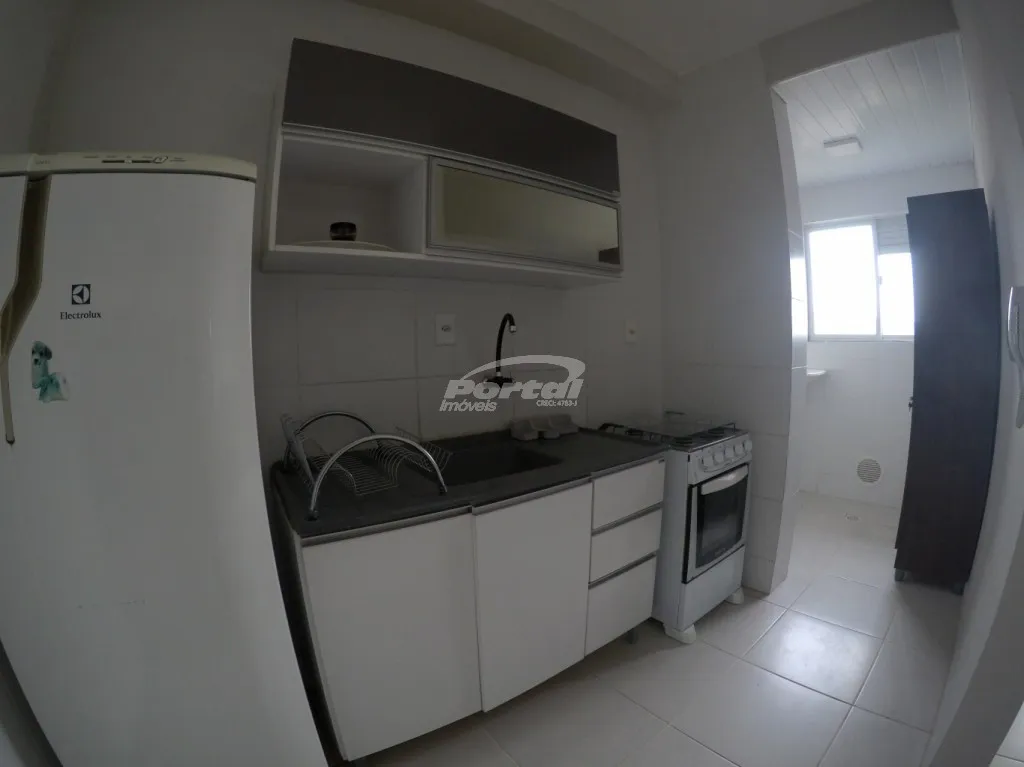 Apartamento com 2 dormitórios, sacada com churrasqueira no centro de Penha/SC (Cód. 14002) — foto 5
