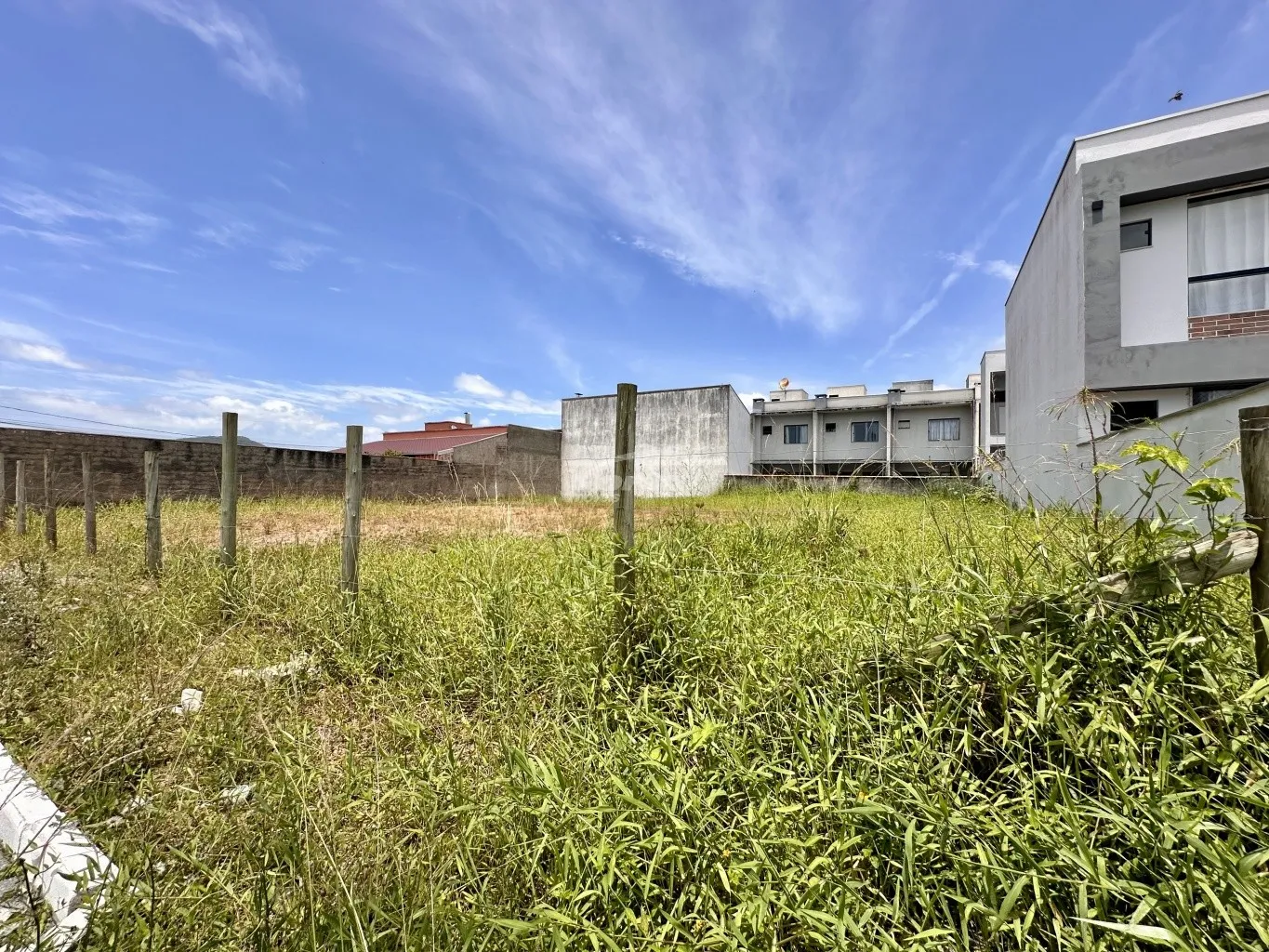 Excelente terreno com 600m no centro de Balneário Piçarras/SC (Cód. 19785); — foto 5