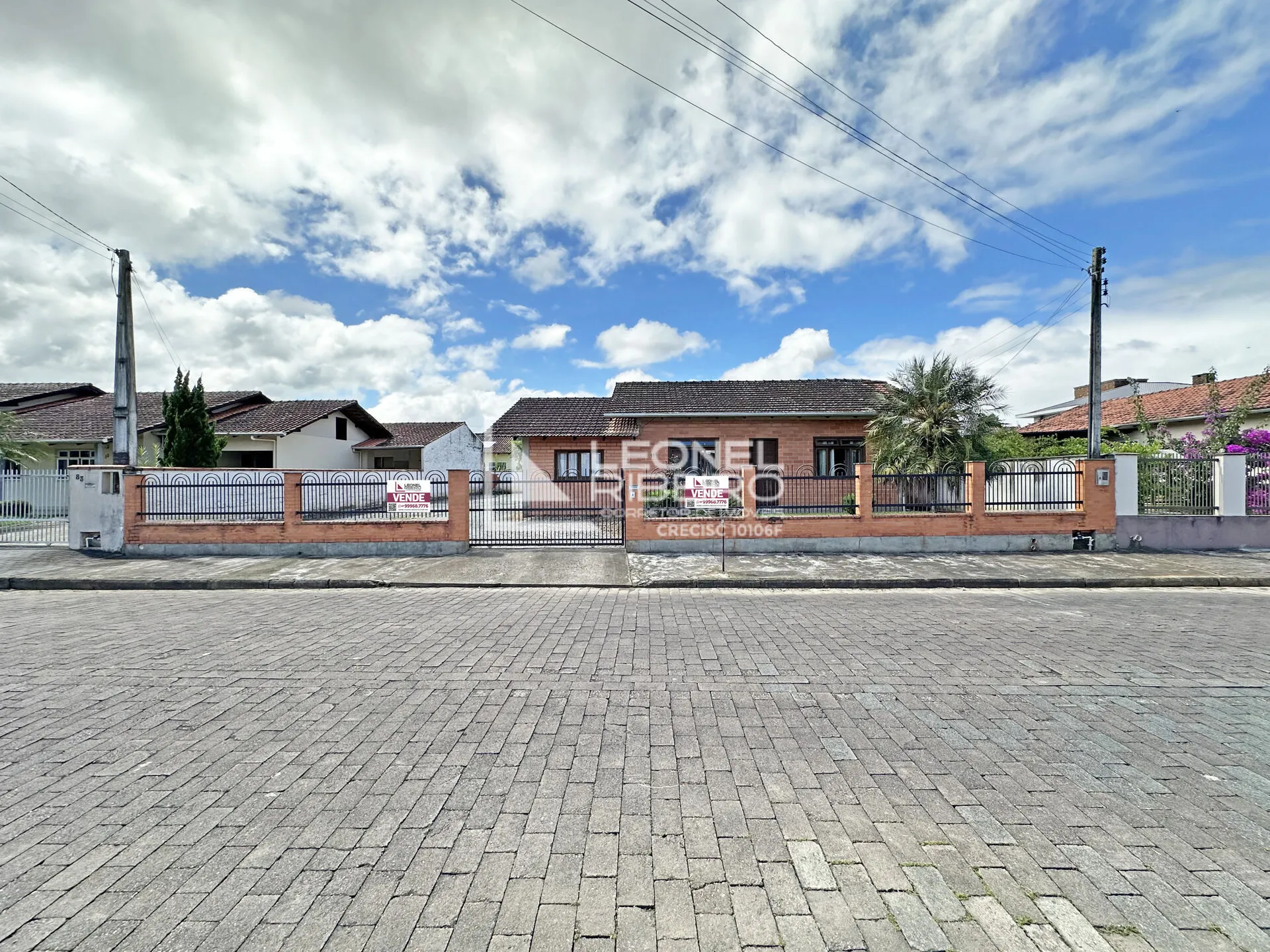 Casa com 2 dormitórios à venda, 138m no bairro Quintino em Timbó-SC - foto 1