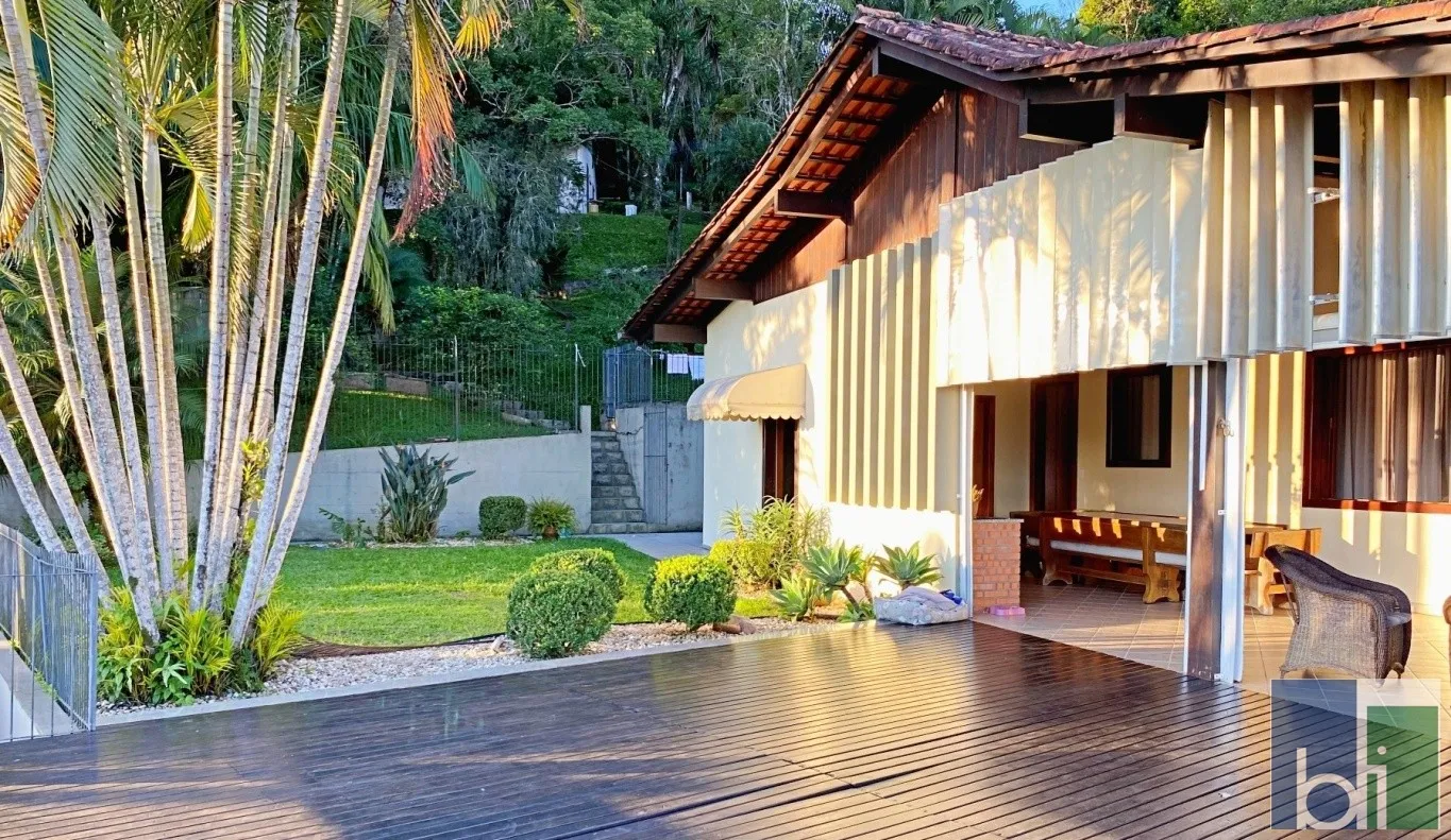 IMÓVEL A VENDA COMPOSTO POR DUAS CASAS - PONTA AGUDA - foto 1