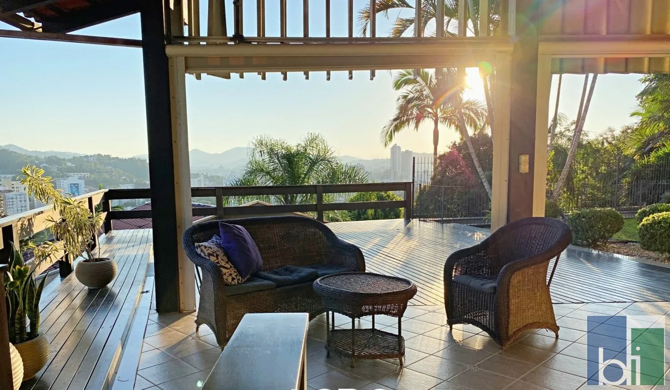 IMÓVEL A VENDA COMPOSTO POR DUAS CASAS - PONTA AGUDA — foto 3