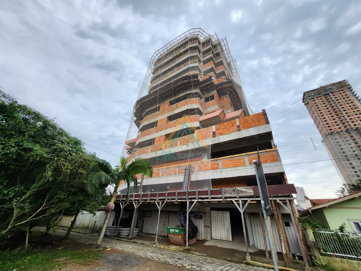 Apartamento na planta no empreendimento Amsterdã Home Comfort em Meia Praia - Itapema com 112,53m privativos. - foto 1