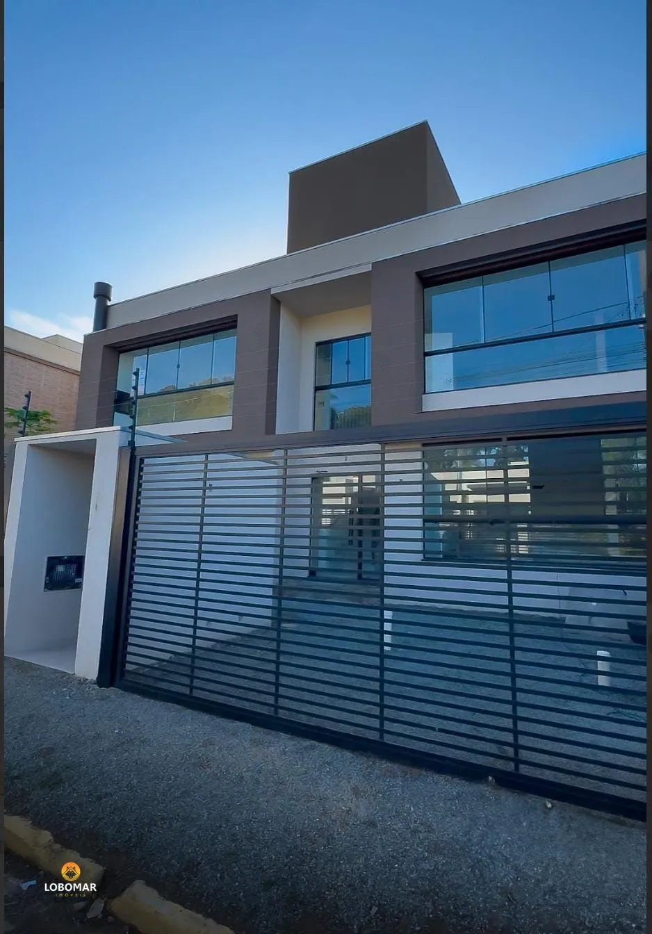 Apartamento 03 dormitórios sendo uma suíte localizado no bairro Itacolomi Balneá - foto 1