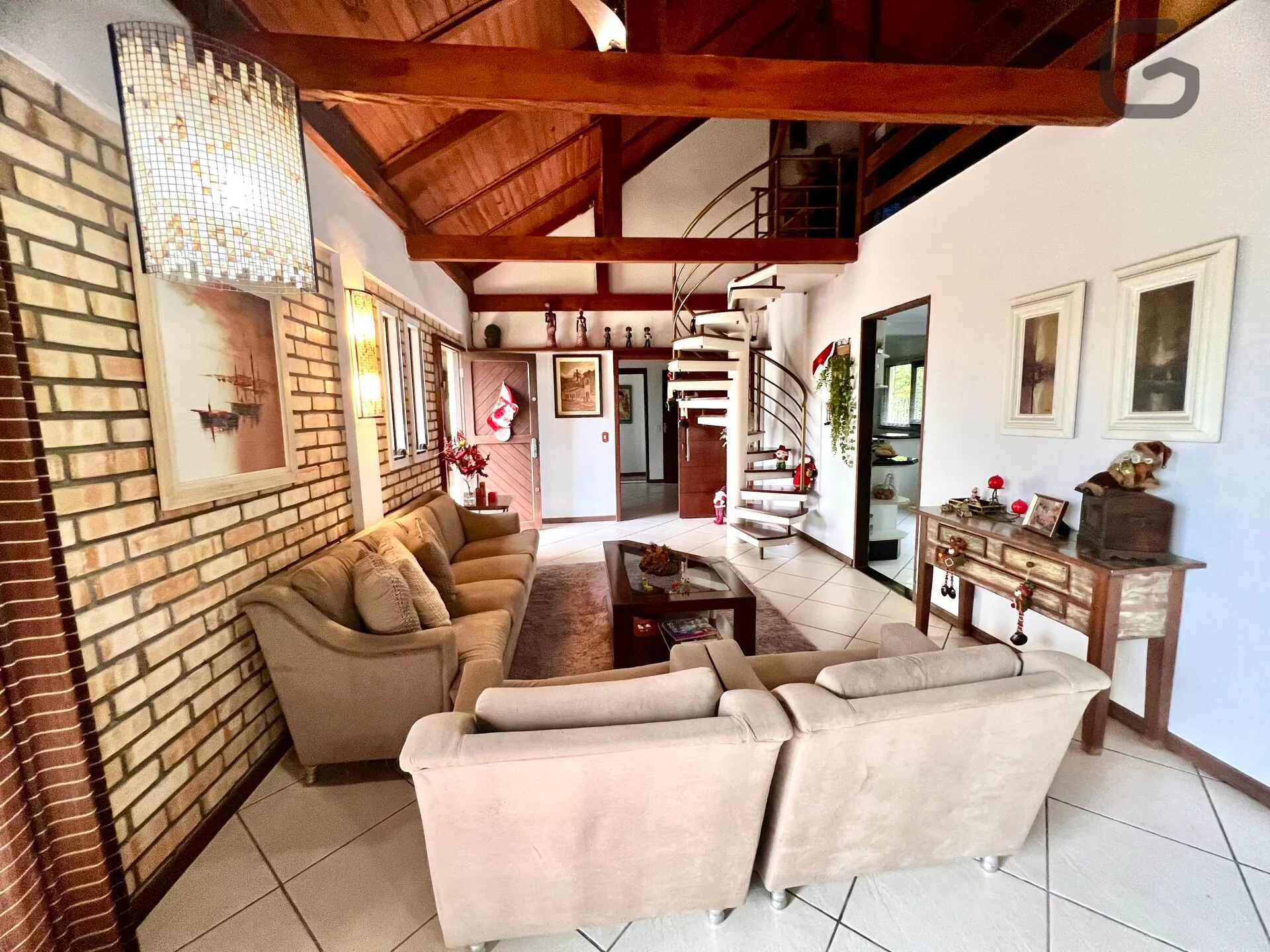 Casa Bairro Sata Teresinha em Gaspar — foto 2