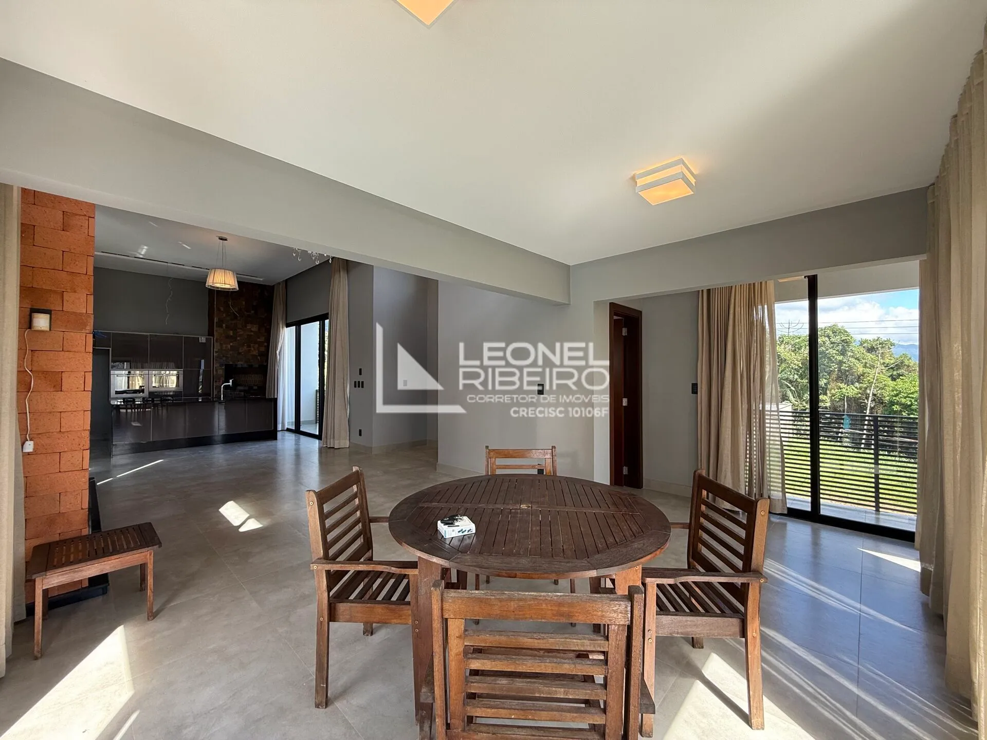 Casa com 3 dormitórios (1 suíte) à venda, 260,00 m no bairro dos Estados em Timbó-SC — foto 7