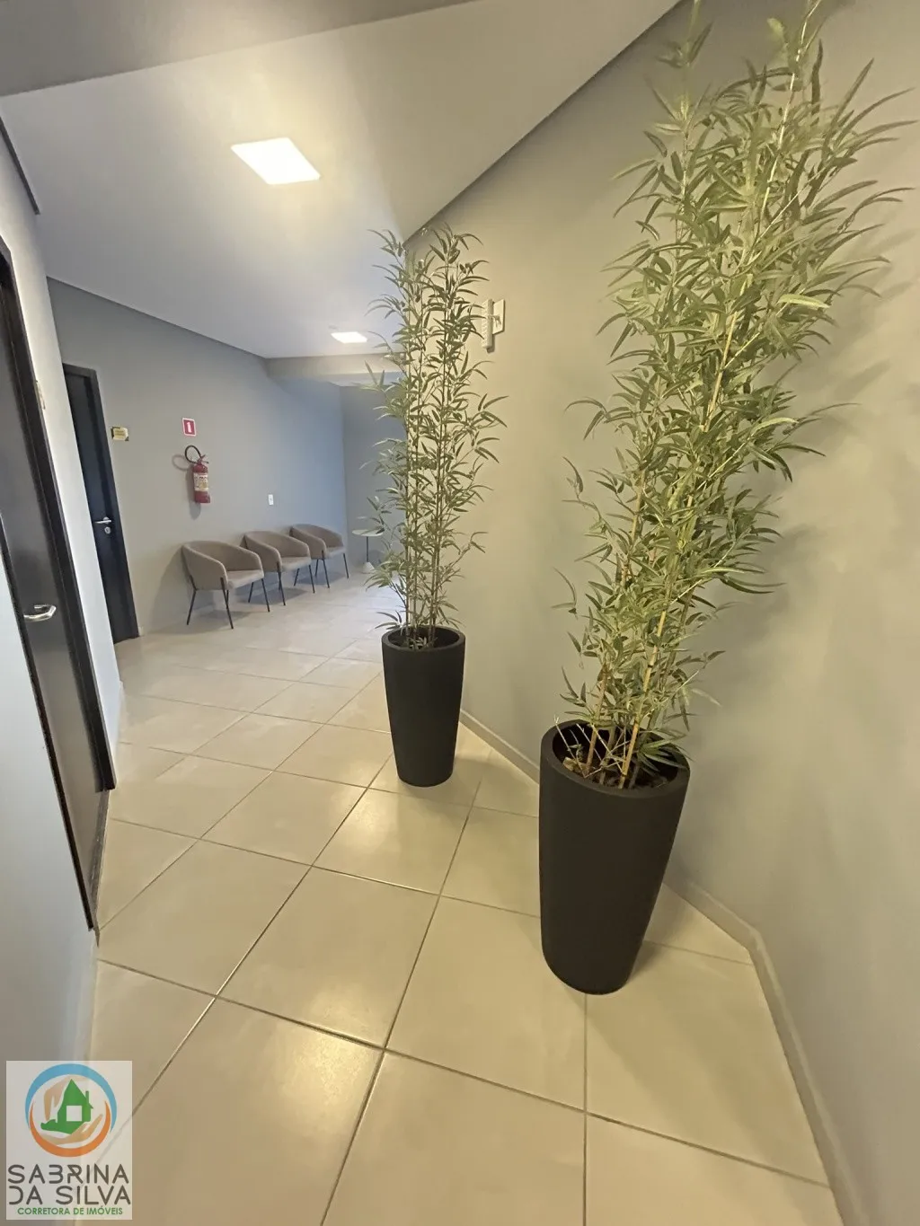 Apartamento com 2 Dormitórios (1 Suíte) à Venda - Bairro Escola Agrícola, Blumenau/SC — foto 4