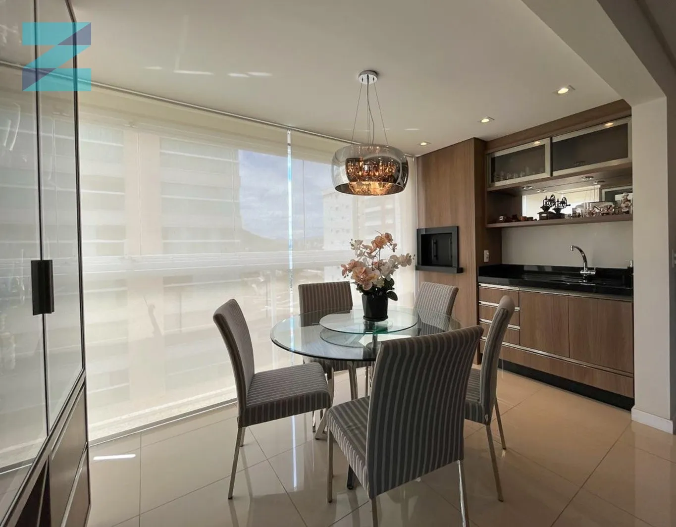APARTAMENTO FINAMENTE MOBILIADO, EQUIPADO, E CLIMATIZADO ! — foto 7