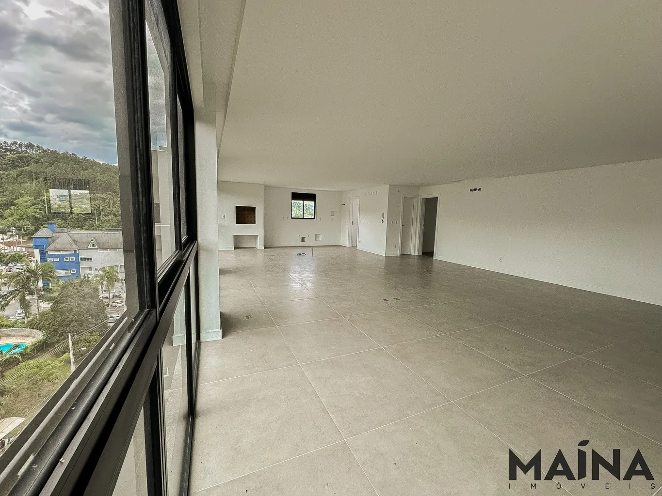 Belíssimo apartamento NOVO com 3 suítes no bairro Bom Retiro em Blumenau - SC — foto 4