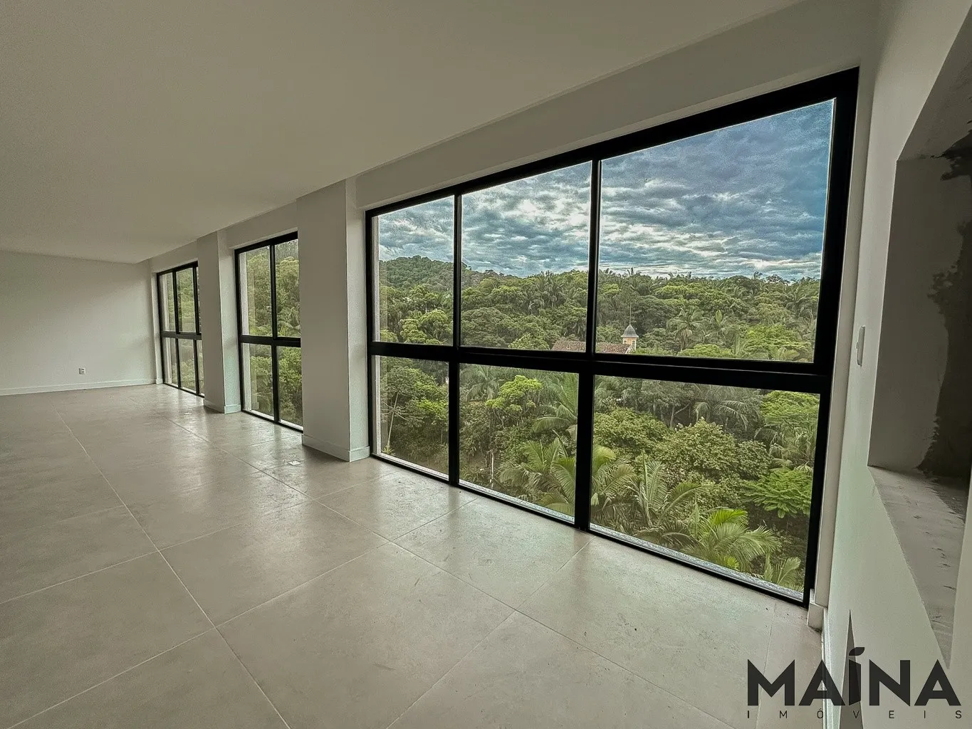 Belíssimo apartamento NOVO com 3 suítes no bairro Bom Retiro em Blumenau - SC — foto 6