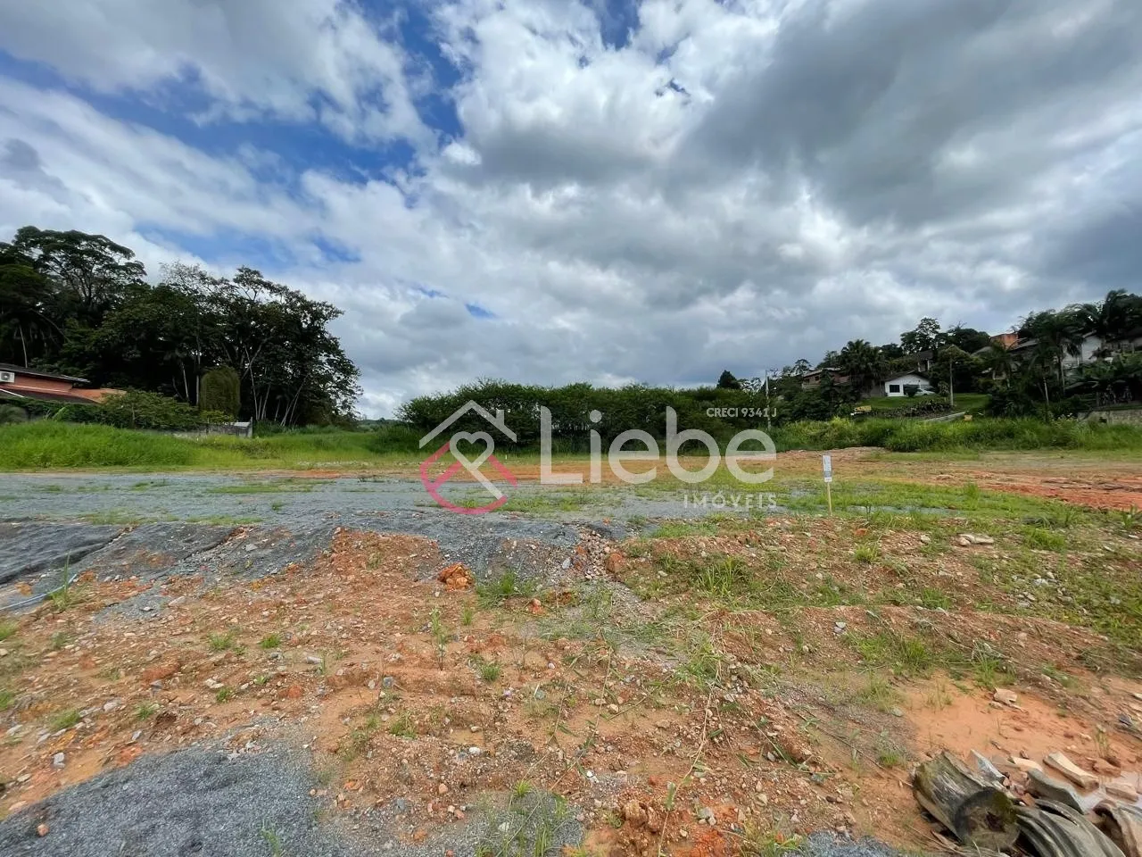 Ótimo Terreno no Centro na cidade de Pomerode com 453,39m fazendo frente em 13,71 metros. — foto 2