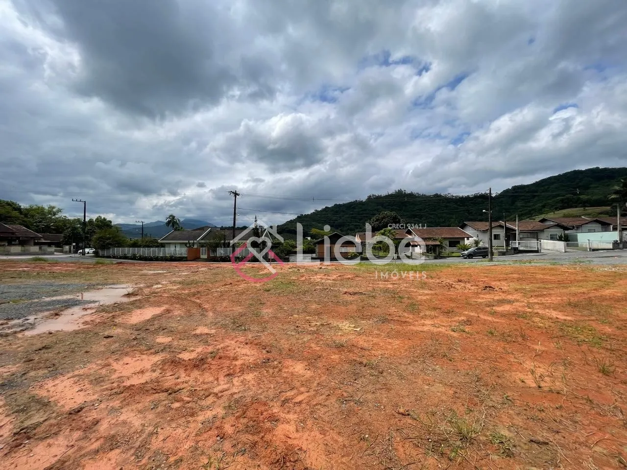Ótimo Terreno no Centro na cidade de Pomerode com 453,39m fazendo frente em 13,71 metros. — foto 3