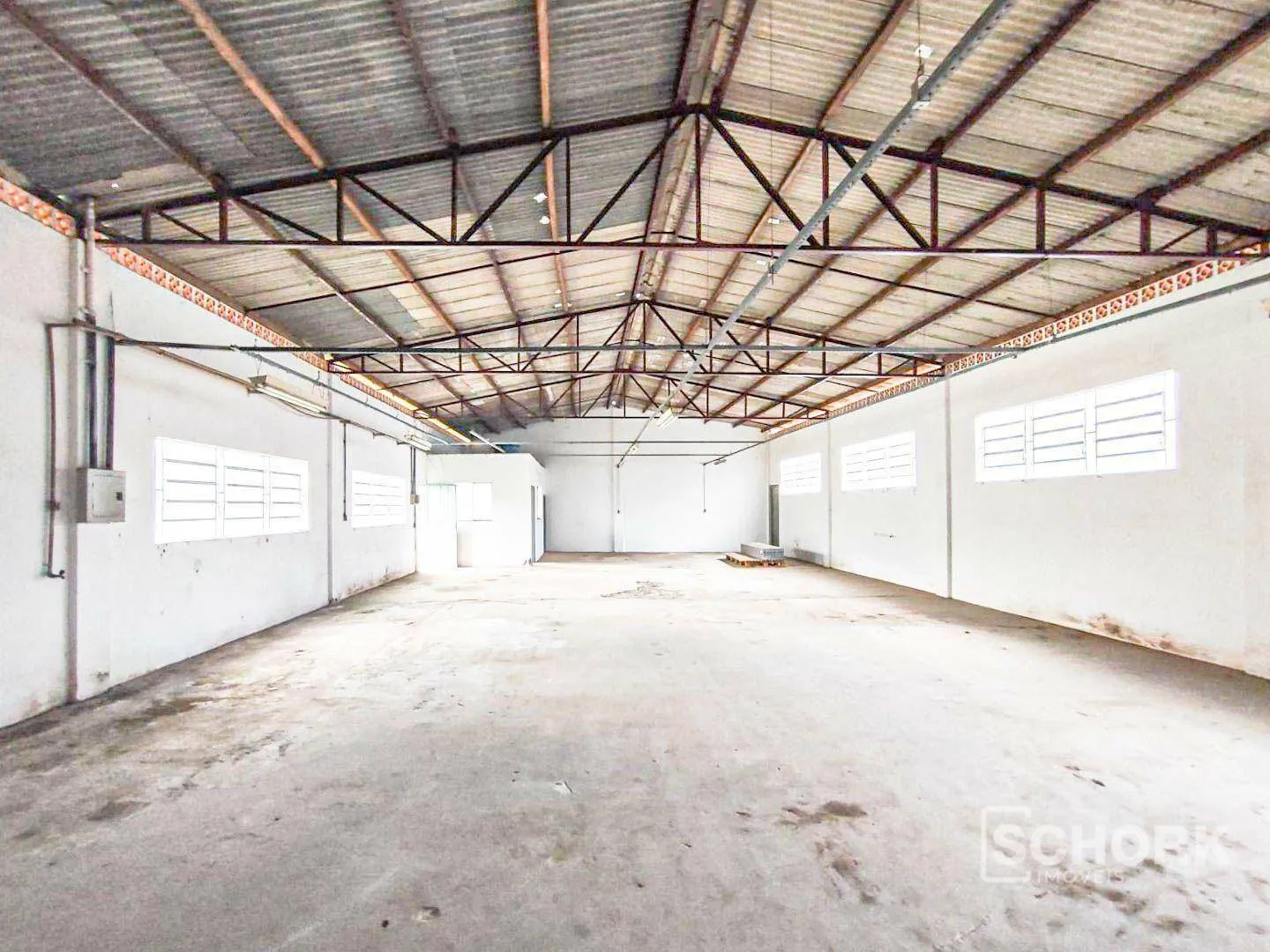Galpão à venda, 6 vagas, 201m² na região do bairro Encano do Norte, próximo à Rua Palotina, Indaial — foto 2