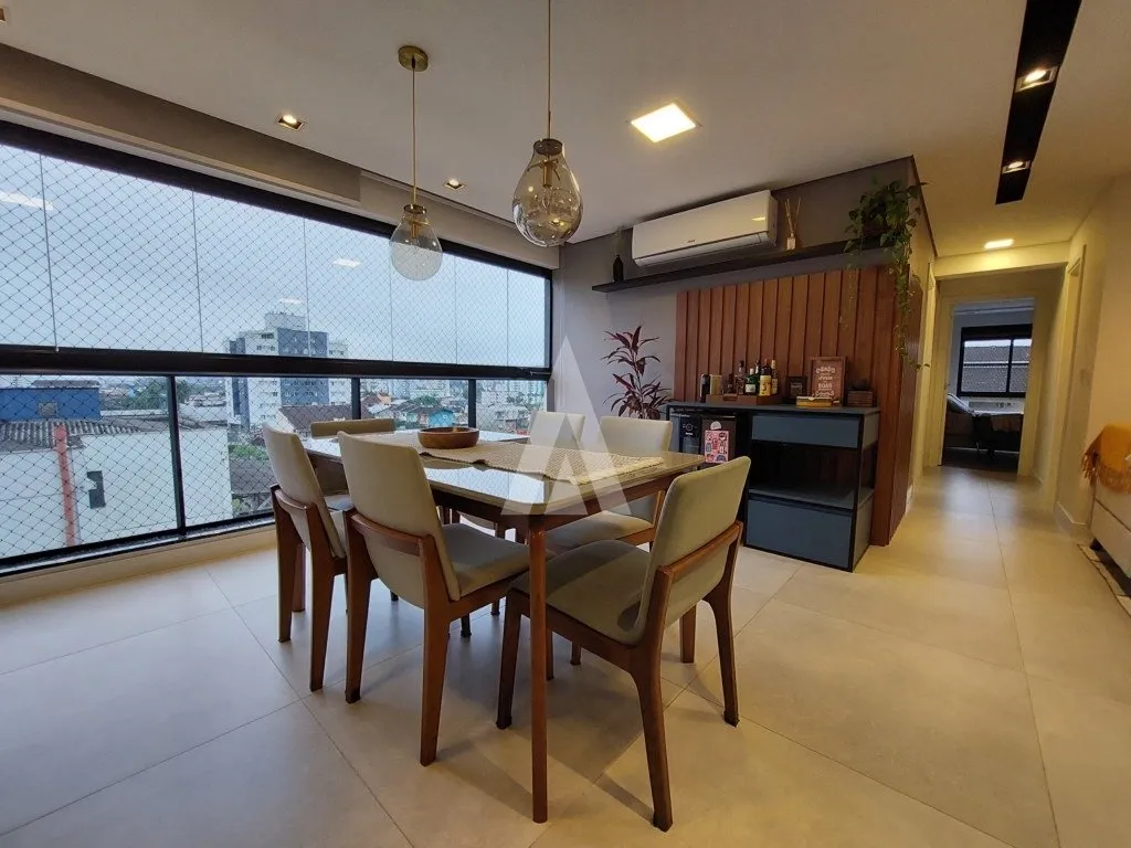 Apartamento com 1 suíte e 2 quartos à venda no bairro Santo Antônio em Joinville-SC por R$900.000,00. — foto 3