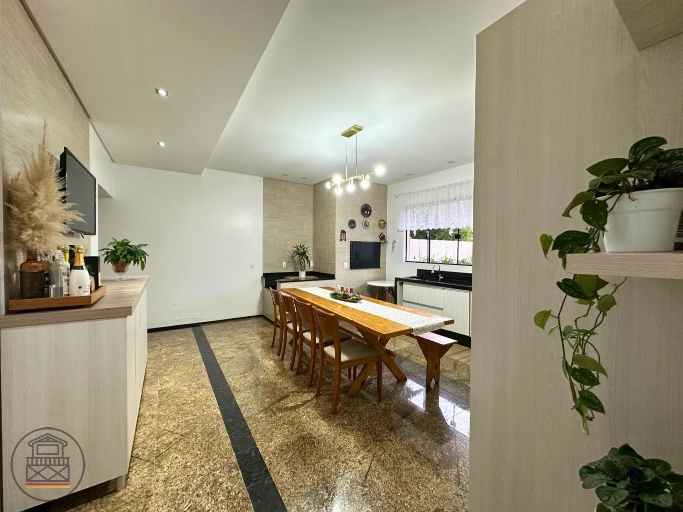 Excelente casa podendo ser transformada em comercio!! — foto 3