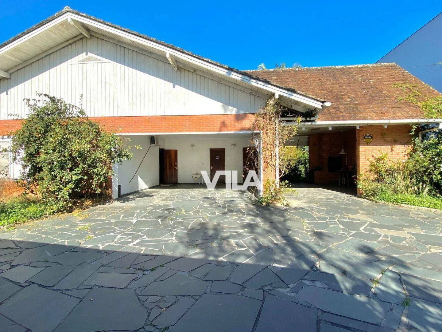 Casa · à venda · 5 quartos · 405m² · Jardim Blumenau, Blumenau